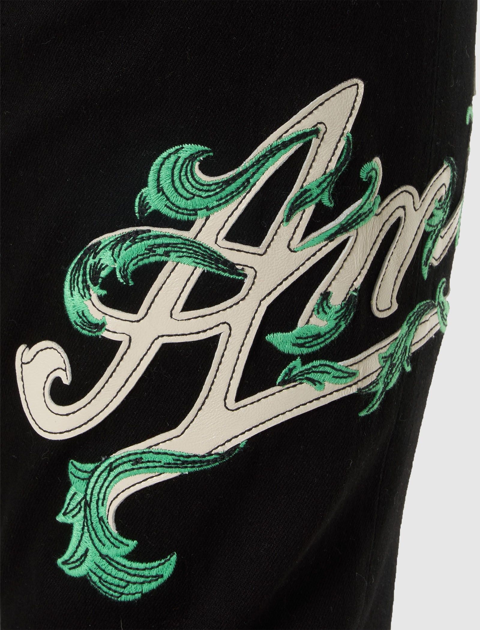Amiri o1s1wg110425 Baroque Logo Varsity Jeans in Black Size US 36 / EU 52 - 2 Thumbnail