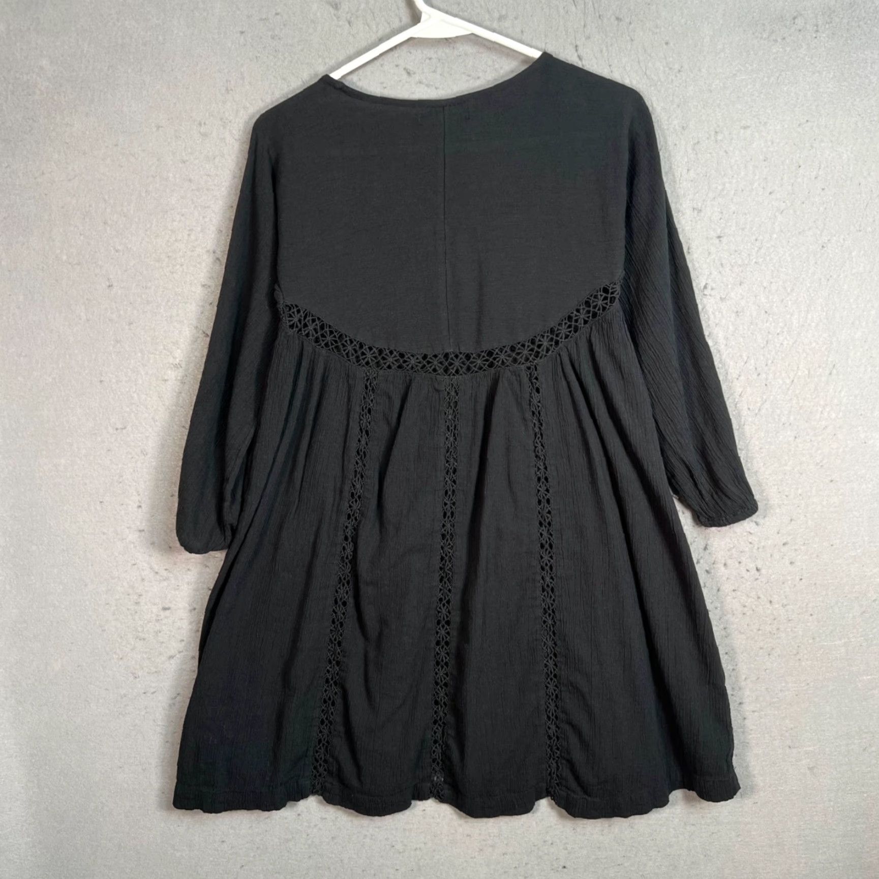 American Eagle Outfitters VINTAGE American Eagle Outfitters Black Dress 2XS XS A-Line Knit Crochet Lace Trim Cotton Blend Knee Length 3/4 Sleeve V-Neck Womens Size XXS / US 00 / IT 34 - 2 Thumbnail