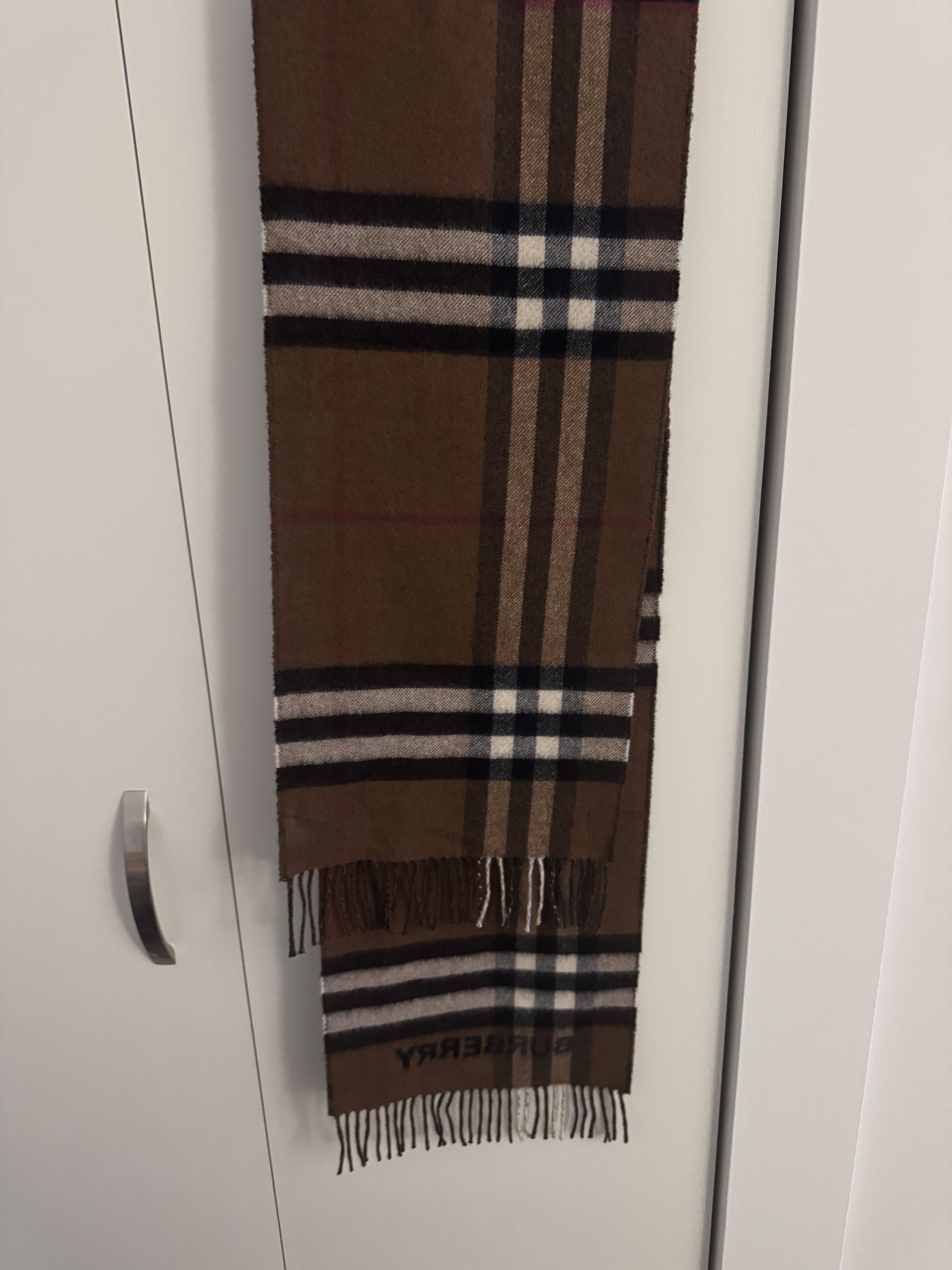 Burberry Burberry Giant Check Cashmere Scarf Size ONE SIZE - 1 Thumbnail