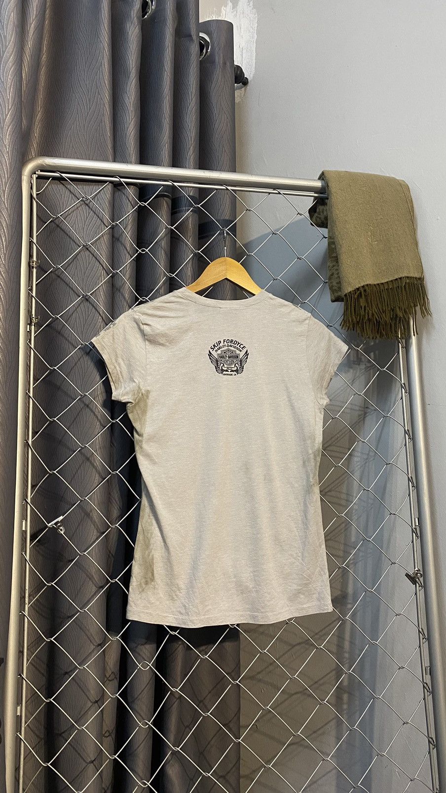 Harley Davidson × Vintage VINTAGE y2k HARLEY DAVIDSON OVP SKULL TSHIRT WOMEN GREY Size L / US 10 / IT 46 - 2 Thumbnail