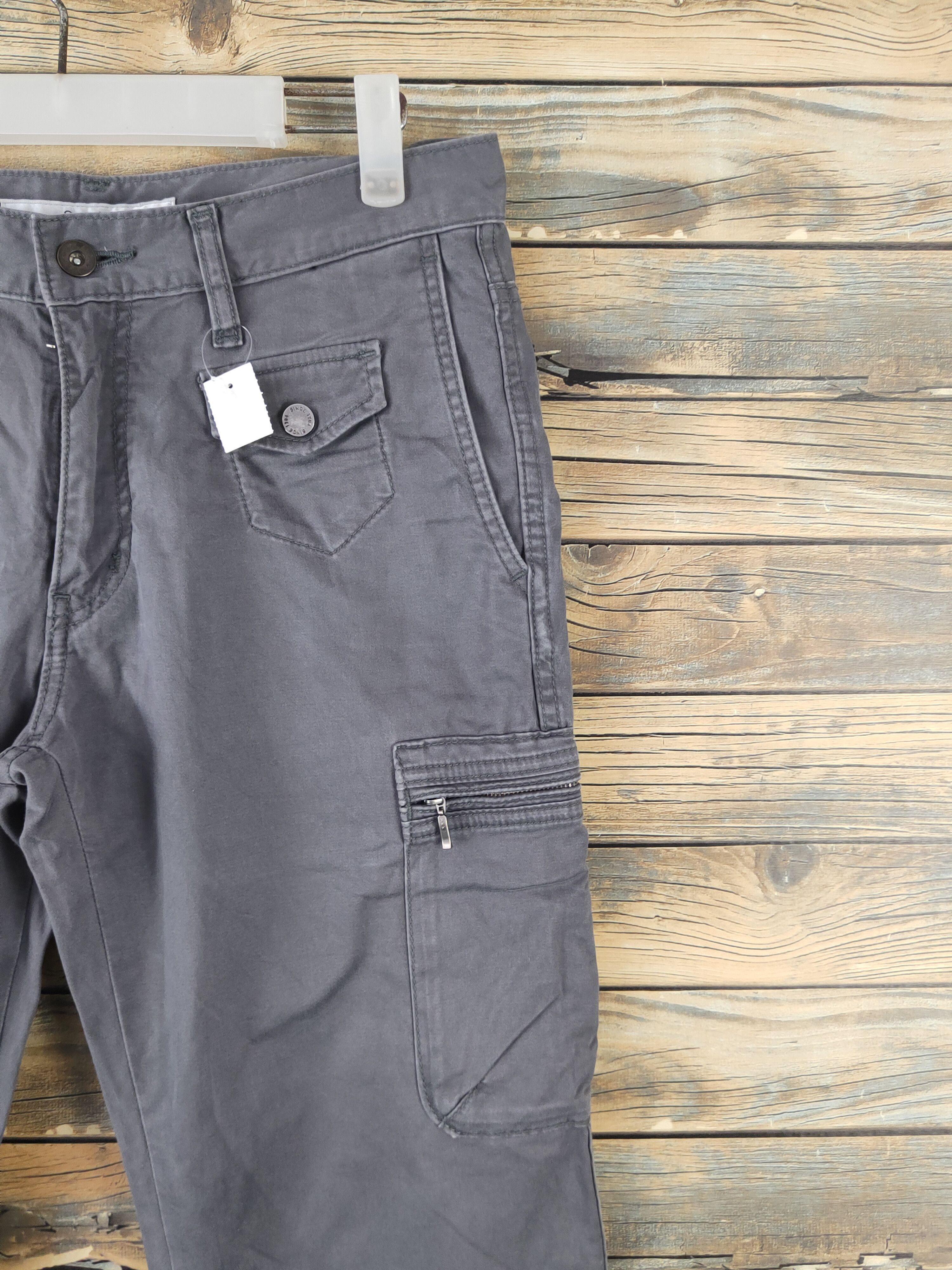 Japanese Brand DL Uniqlo Dark Gray Multipocket Cargo Pants #2109 Size US 31 - 5 Thumbnail