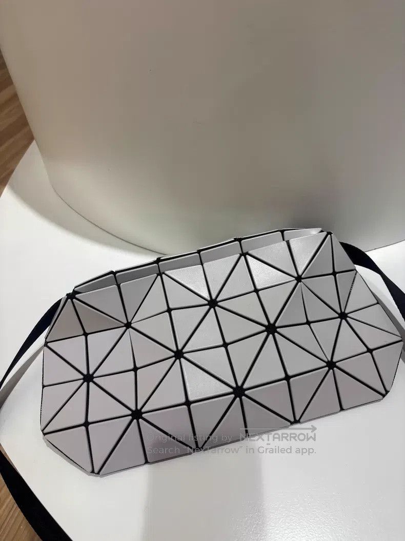 Issey Miyake Issey Miyake Pillow Bag Silver Size ONE SIZE - 1 Thumbnail