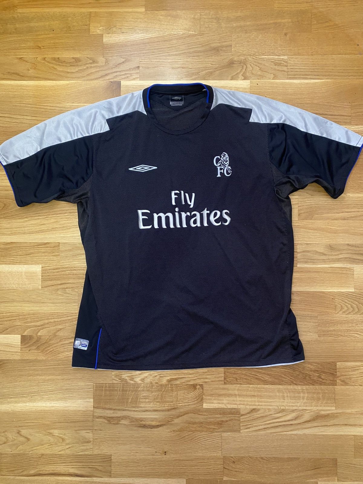 Umbro Chelsea London Umbro 2004/2005 Football Jersey Away Size XXL Size US XXL / EU 58 / 5 - 1 Thumbnail
