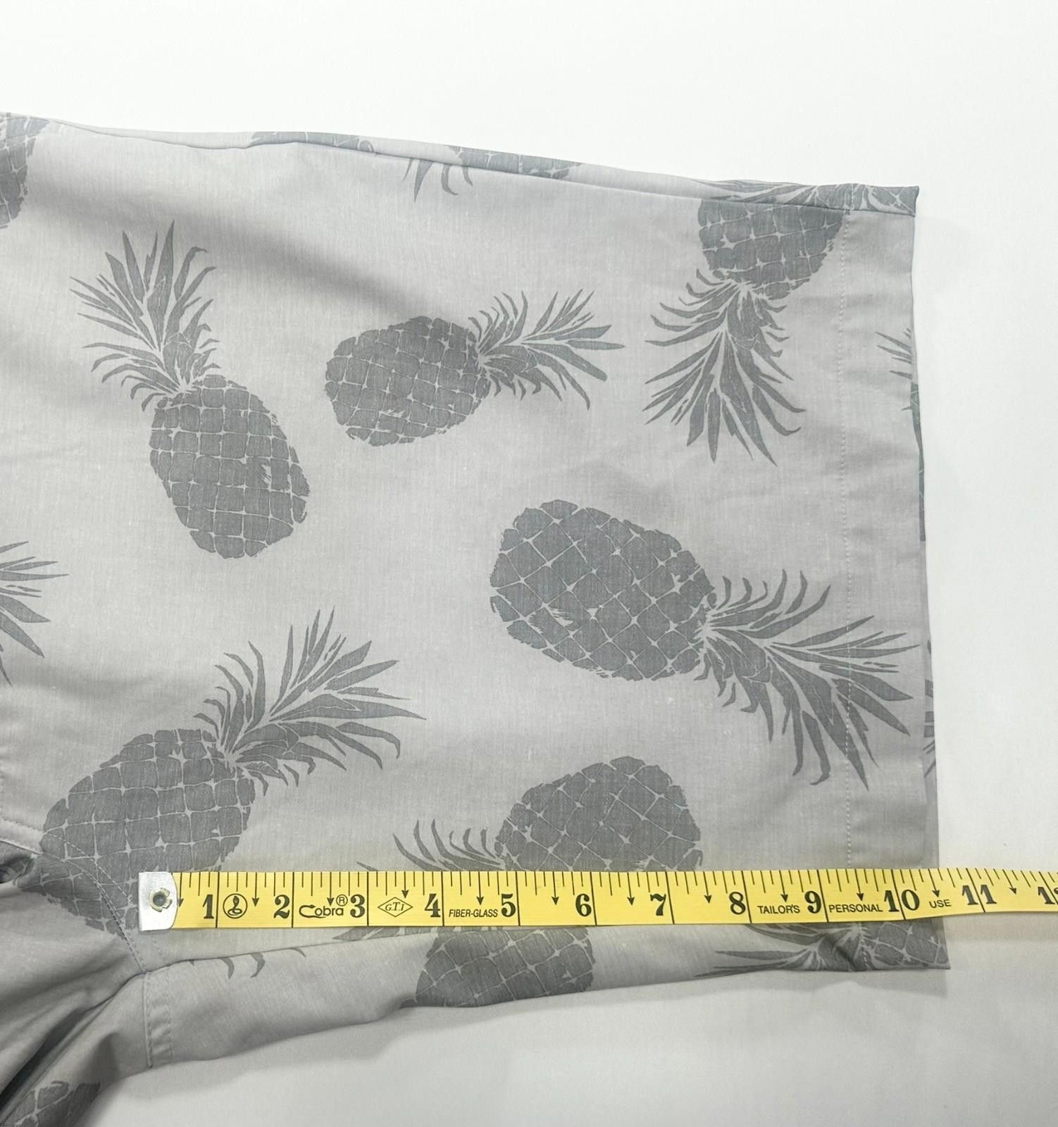 TravisMathew Travis Mathew Pineapple Print Flat Chino Shorts Gray L Size US 34 / EU 50 - 5 Thumbnail