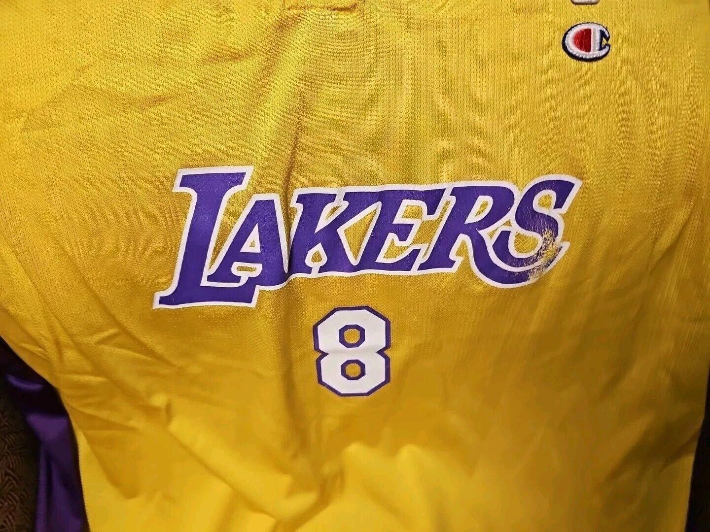 Champion Vintage NBA Kobe Bryant Champion Lakers Jersey Size XXL #8 Size ONE SIZE - 5 Thumbnail