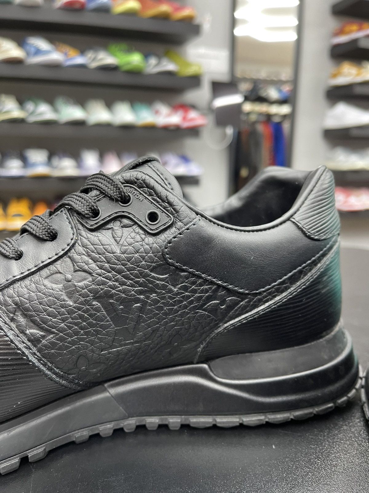 Louis Vuitton Size 10US/9LV - Louis Vuitton Run Away Sneakers Monogram Size US 10 / EU 43 - 6 Thumbnail