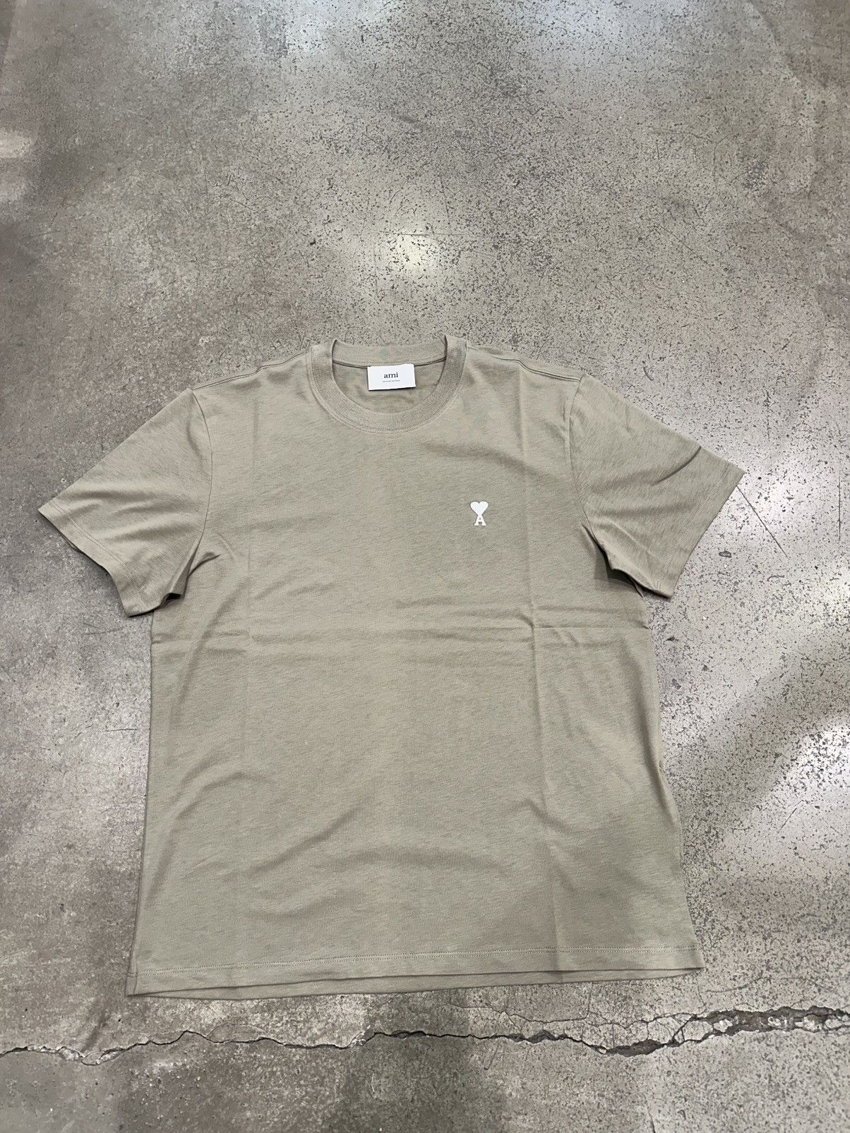 AMI AMI - ADC Tshirt Laurel Size US XL / EU 56 / 4 - 1 Thumbnail