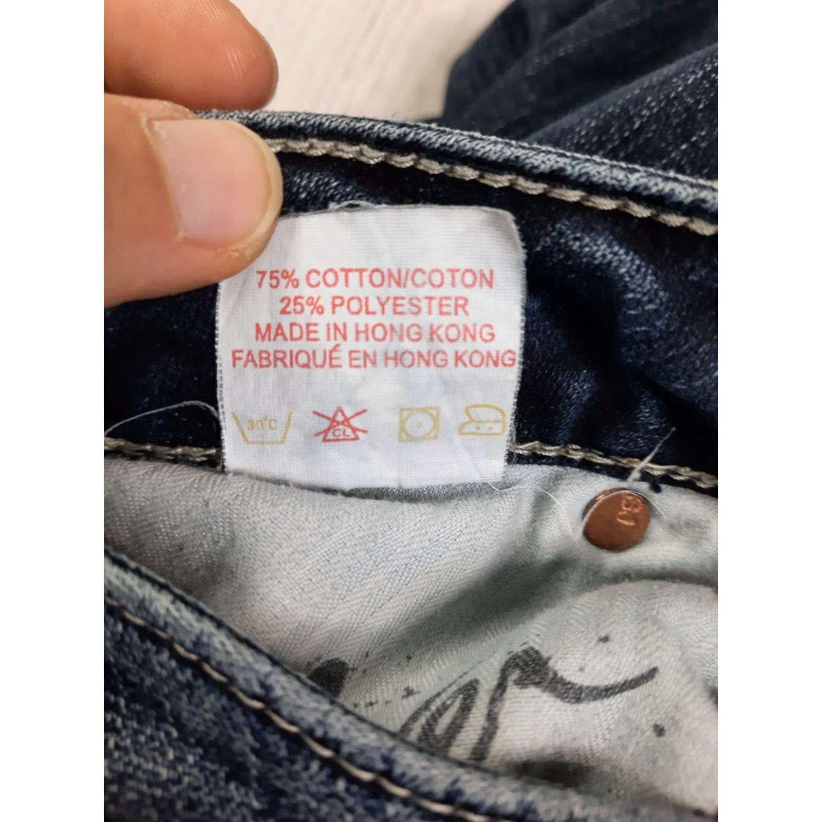 Silver Jeans Co. VINTAGE? Silver Jeans Santorini Capri Womens Size 29 Inseam 25 Capris Denim Stretch Dark Blue M4J Ladies Mens? Size 29" - 4 Thumbnail