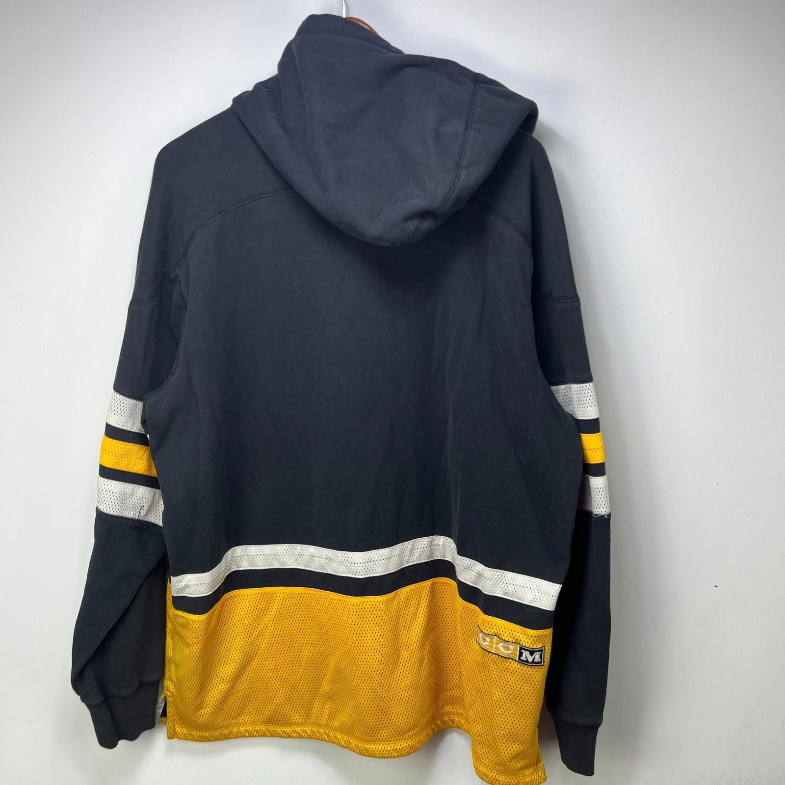 Ccm Vintage Boston Bruins CCM Jersey Style Hoodie XL Size ONE SIZE - 8 Thumbnail