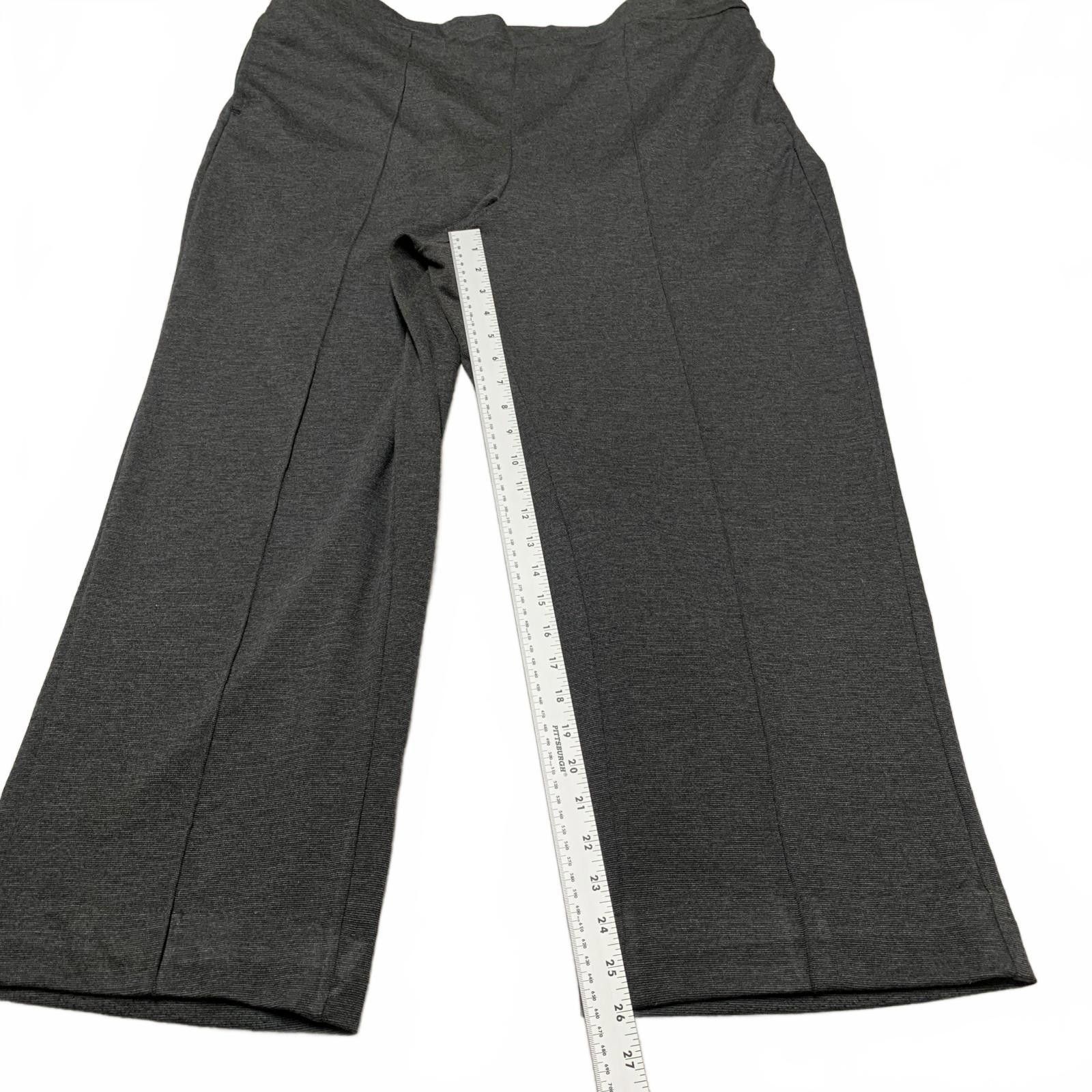 Other Liz & Me Sport Women's Size 16 Wide Gray Capris 38 x 26 Size 38" / US 16 / IT 52 - 5 Thumbnail