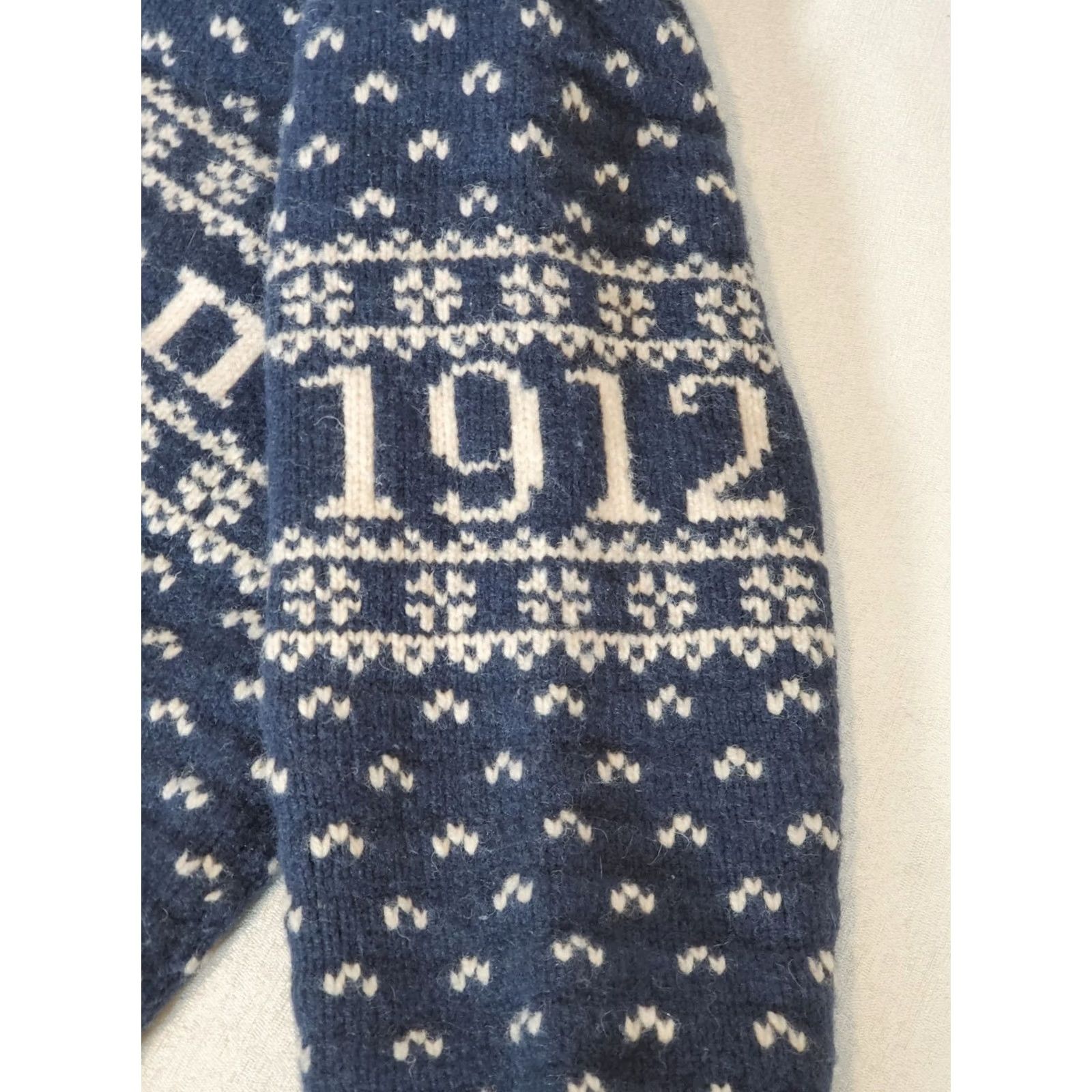 Vintage VINTAGE L.L.Bean Classic Ragg Lambs Wool Sweater Crewneck Navy Blue Men M Tall Logo Pattern Size US M / EU 48-50 / 2 - 4 Thumbnail