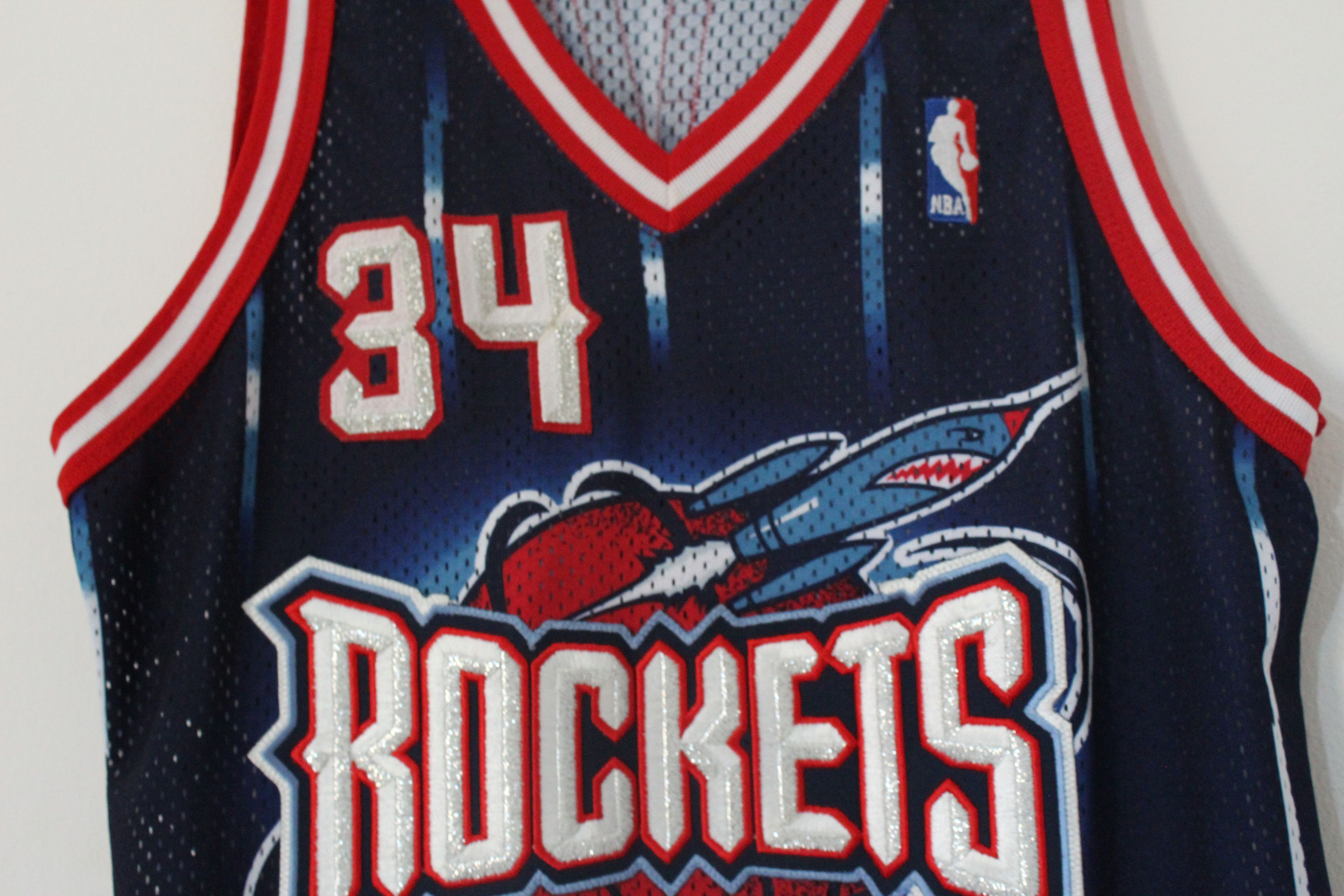 NBA Vintage Nba Champion Houston Rockets Hakeem Olajuwan jersey Size US L / EU 52-54 / 3 - 3 Thumbnail