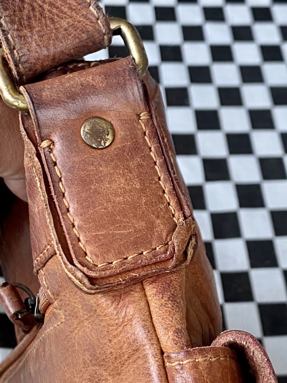 Leather × Vintage Vintage Leather Crossbody bag Oran Leather Australia Size ONE SIZE - 23 Thumbnail
