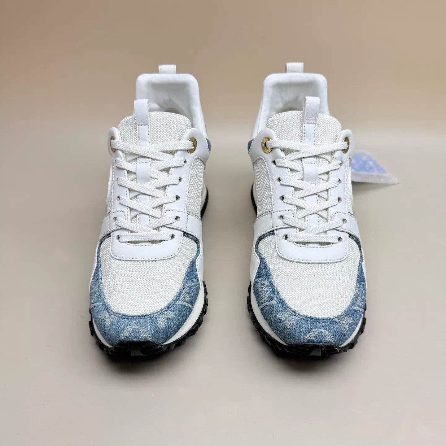 Louis Vuitton LV White/Blue Denim All-Over Print Sneakers EU35.5 99 New Size US 5 / IT 35 - 2 Thumbnail