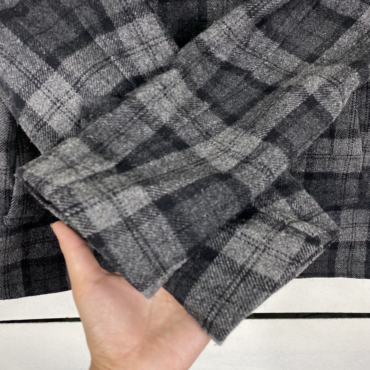 Japanese Brand Katharine Hamnett slant button plaid jacket Size US S / EU 44-46 / 1 - 7 Thumbnail