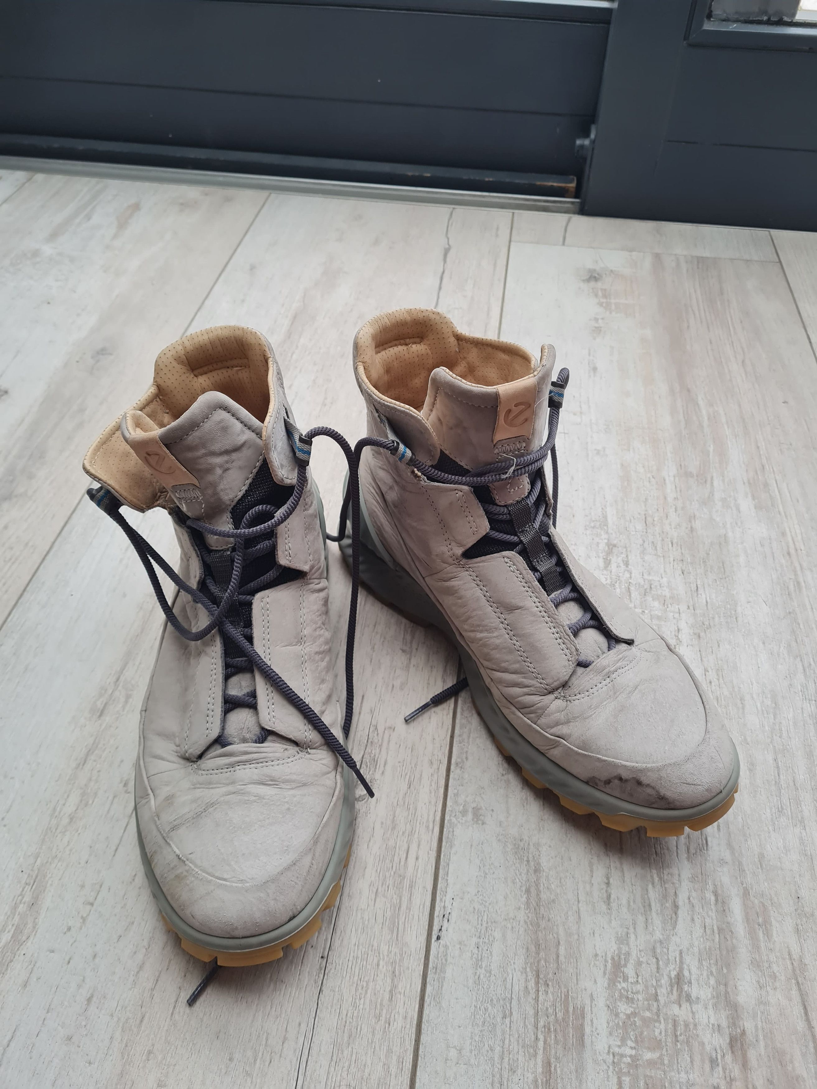 Stone island dyneema sales boots