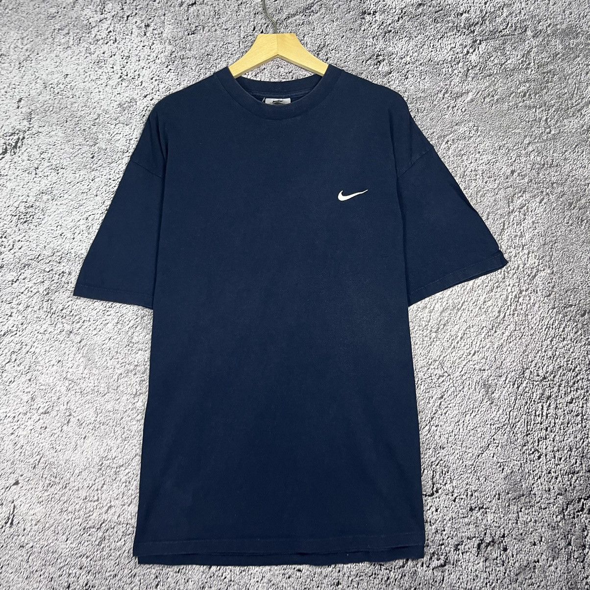 Nike × Vintage 🫐VINTAGE🫐 Nike Little Logo Dark Blue Classic T-Shirt Size US XL / EU 56 / 4 - 2 Thumbnail