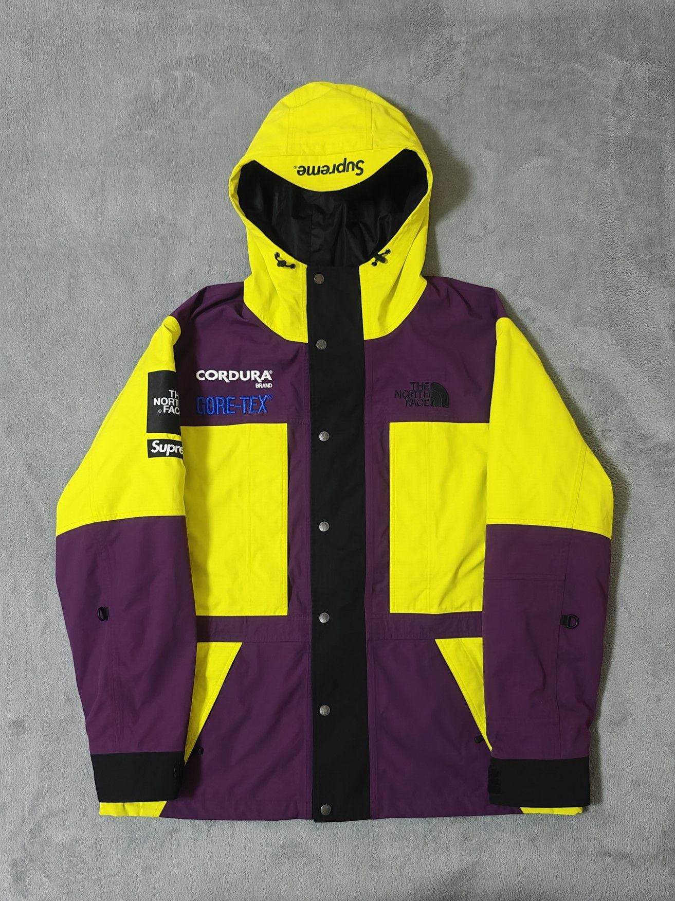 Supreme Supreme x The North Face Expedition Jacket Size XL Size US XL / EU 56 / 4 - 1 Thumbnail