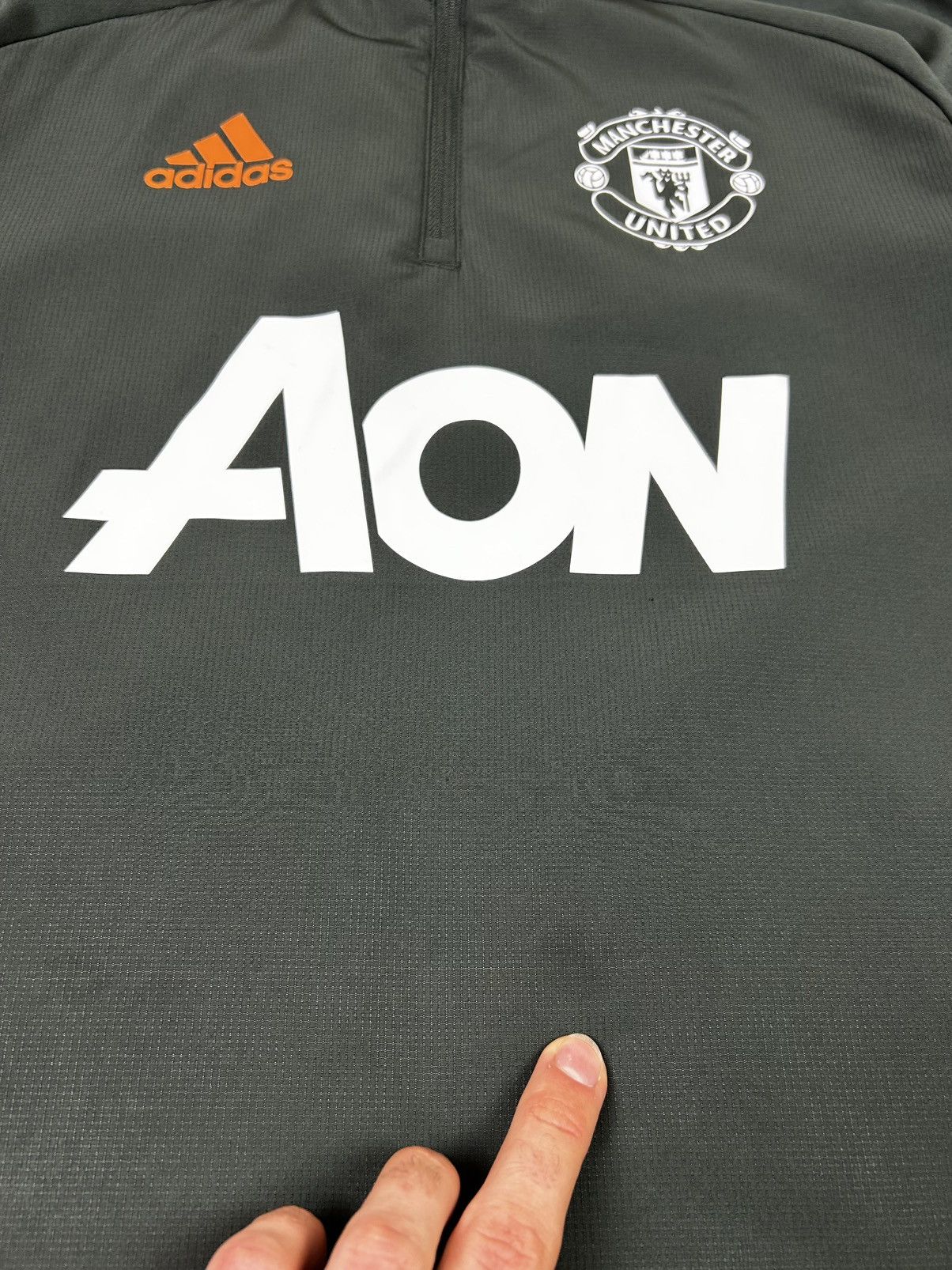 Adidas •Adidas Manchester United Long sleeve 61 Training jersey Size US M / EU 48-50 / 2 - 5 Thumbnail