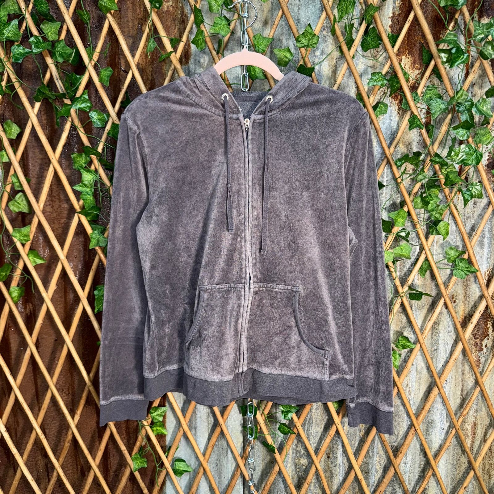 Vintage Vintage Y2K NY&C Velour FEMME 2000s prep light zip up hoodie Size L / US 10 / IT 46 - 1 Thumbnail