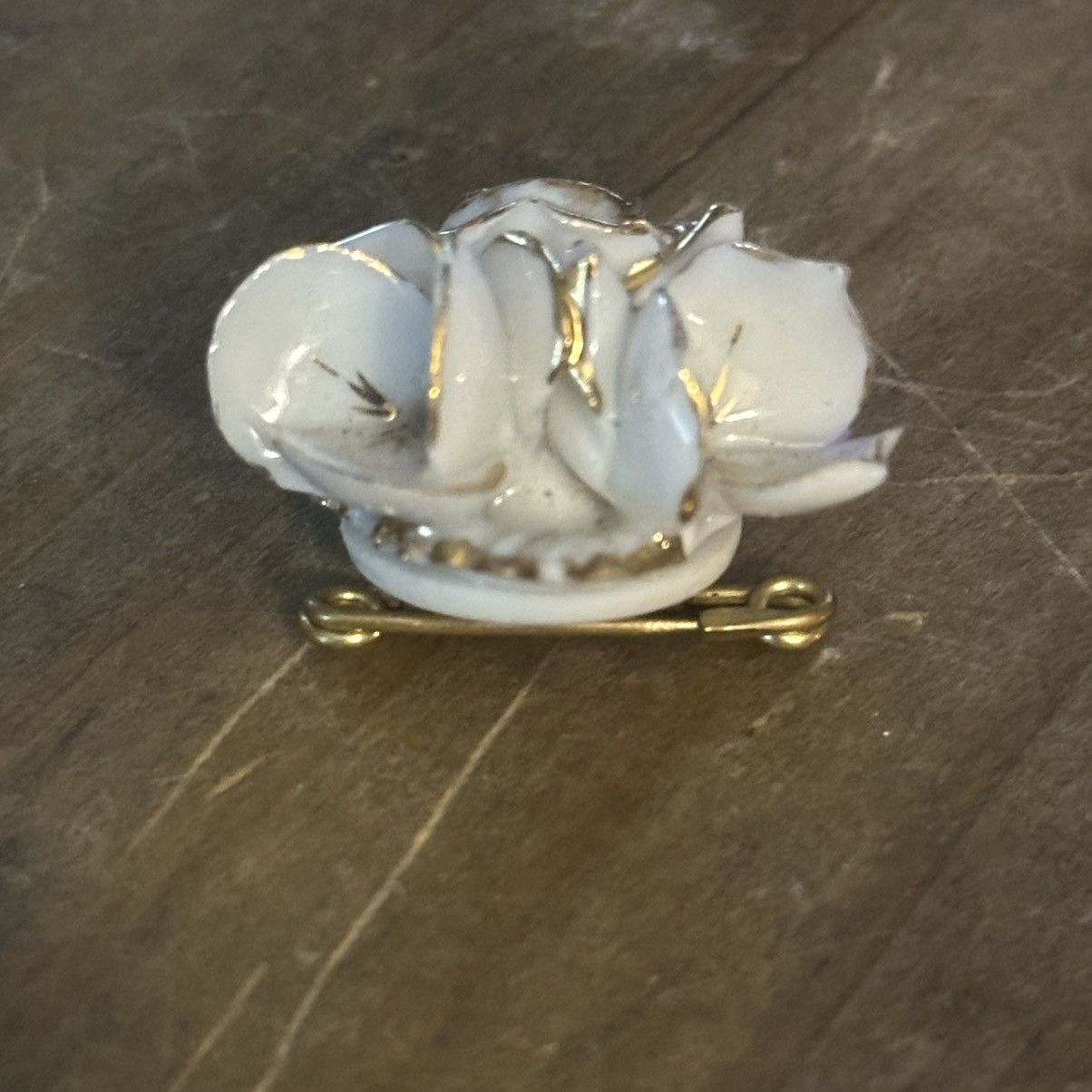 Vintage Vintage porcelain white rose brooch Size ONE SIZE - 3 Thumbnail