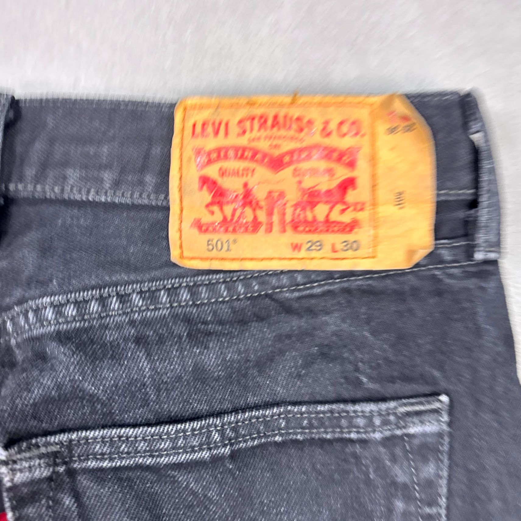 Levi's Levi's 501 Jeans Mens 29x30 Black Button Fly Denim Pants Dark Wash Straight 5-Pocket Mens Size US 29 - 6 Thumbnail