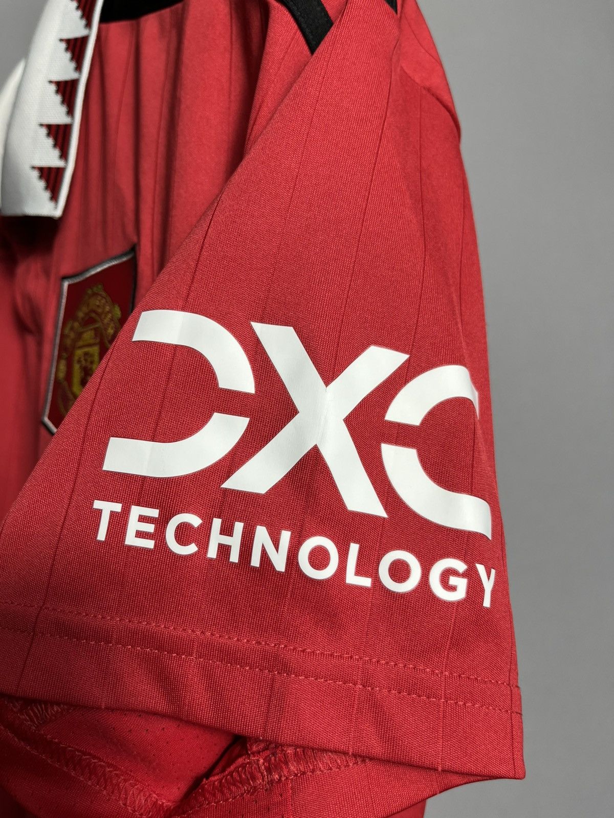 Adidas Manchester United Jersey mens red football 2022 2023 home Size US L / EU 52-54 / 3 - 7 Thumbnail