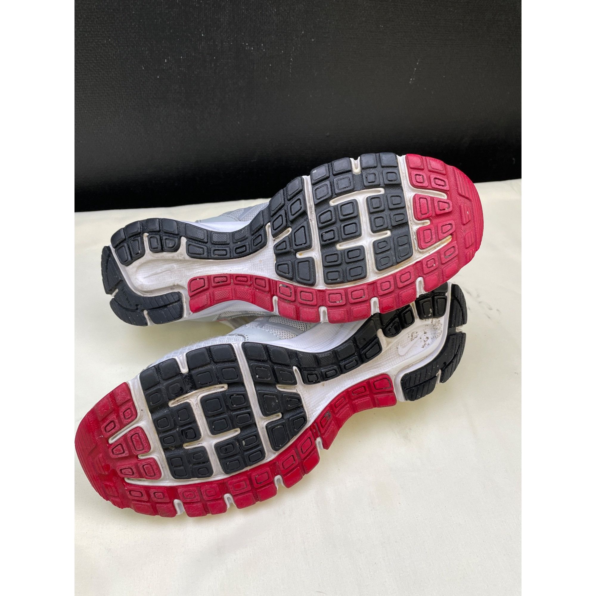 Nike Nike Relentless 2 Women's Gray/Pink Running Sneakers/Shoes S Size US 9 / IT 39 - 8 Thumbnail