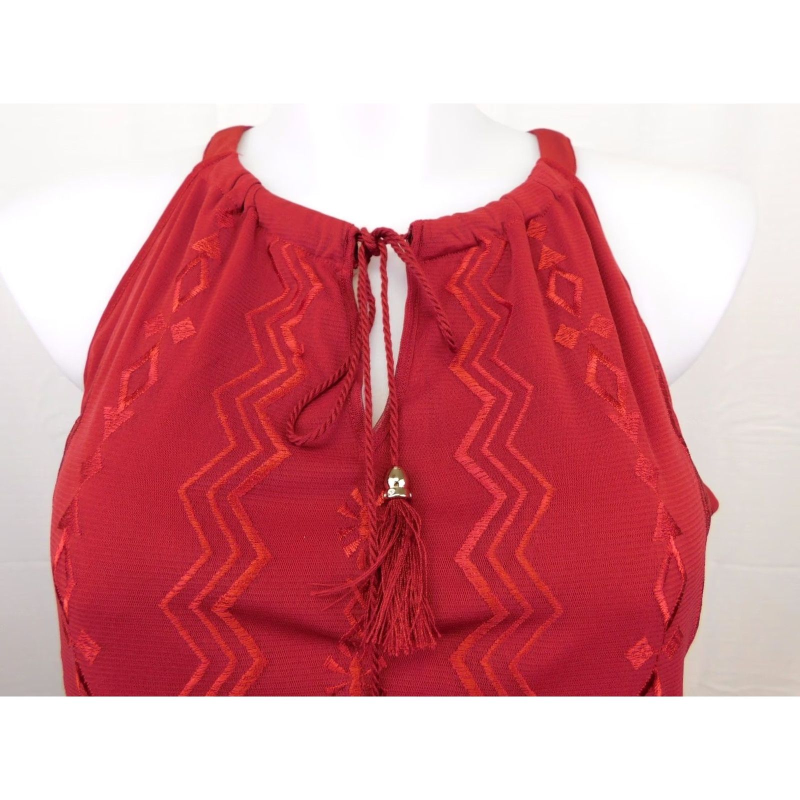 Vintage INC International Concepts Halter Top 1X Blouse Sleeveless Embroidered Tassel Red Nylon Geometric 90s? Size XL / US 12-14 / IT 48-50 - 3 Thumbnail