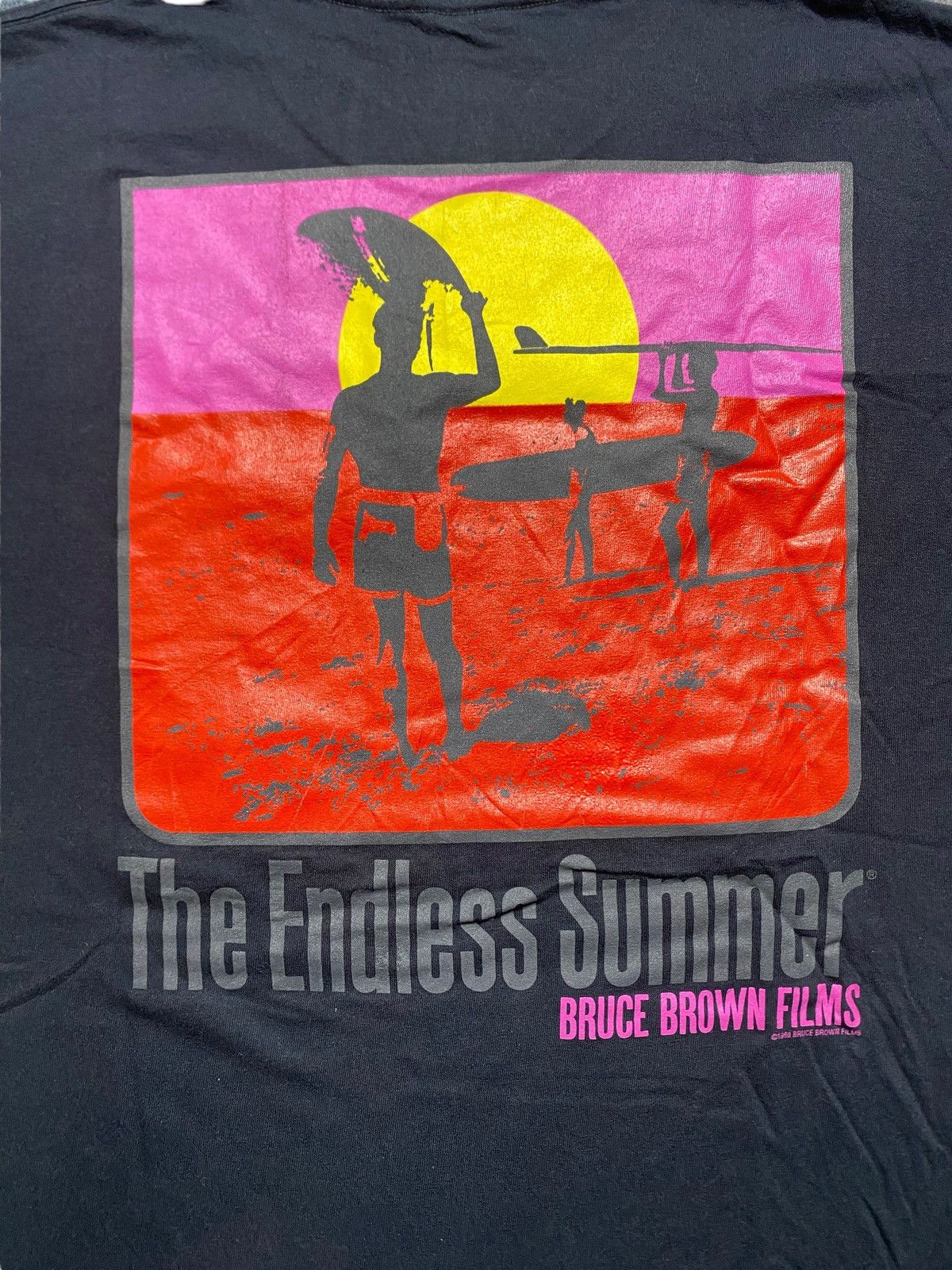 Vintage VINTAGE MOVIE THE ENDLESS SUMMER BRUCE BROWN TSHIRT Size US L / EU 52-54 / 3 - 11 Thumbnail