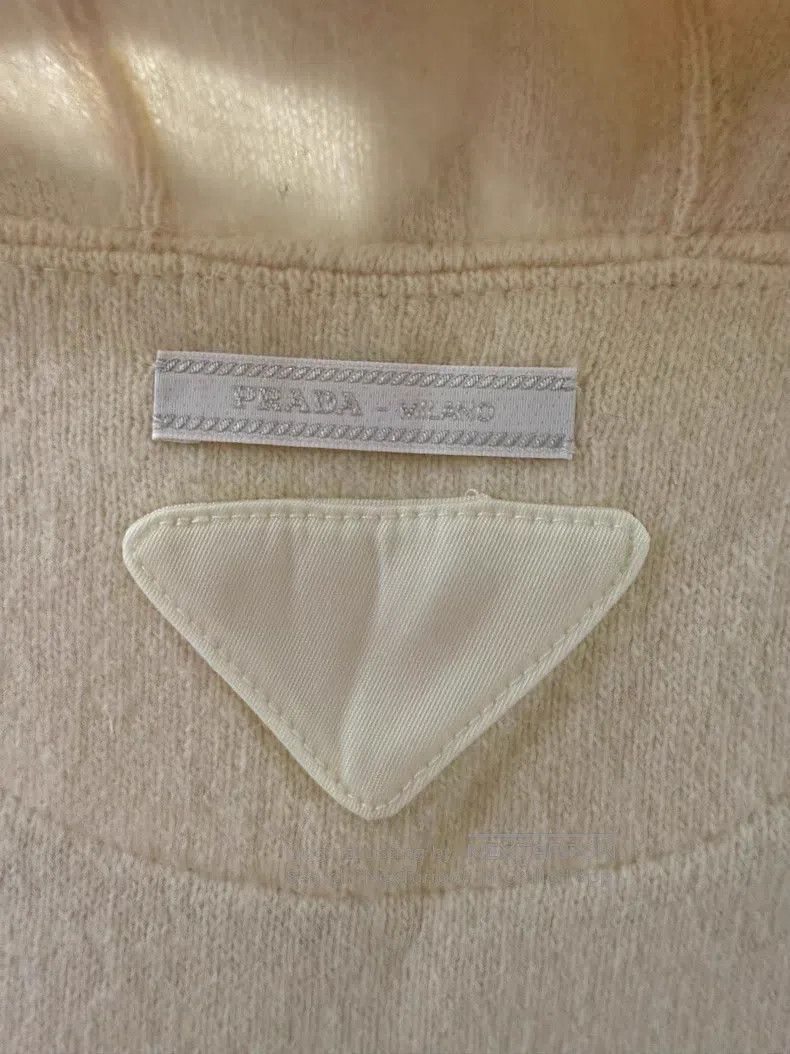 Prada Prada Beige hooded woollen sweater jacket Size US S / EU 44-46 / 1 - 4 Thumbnail