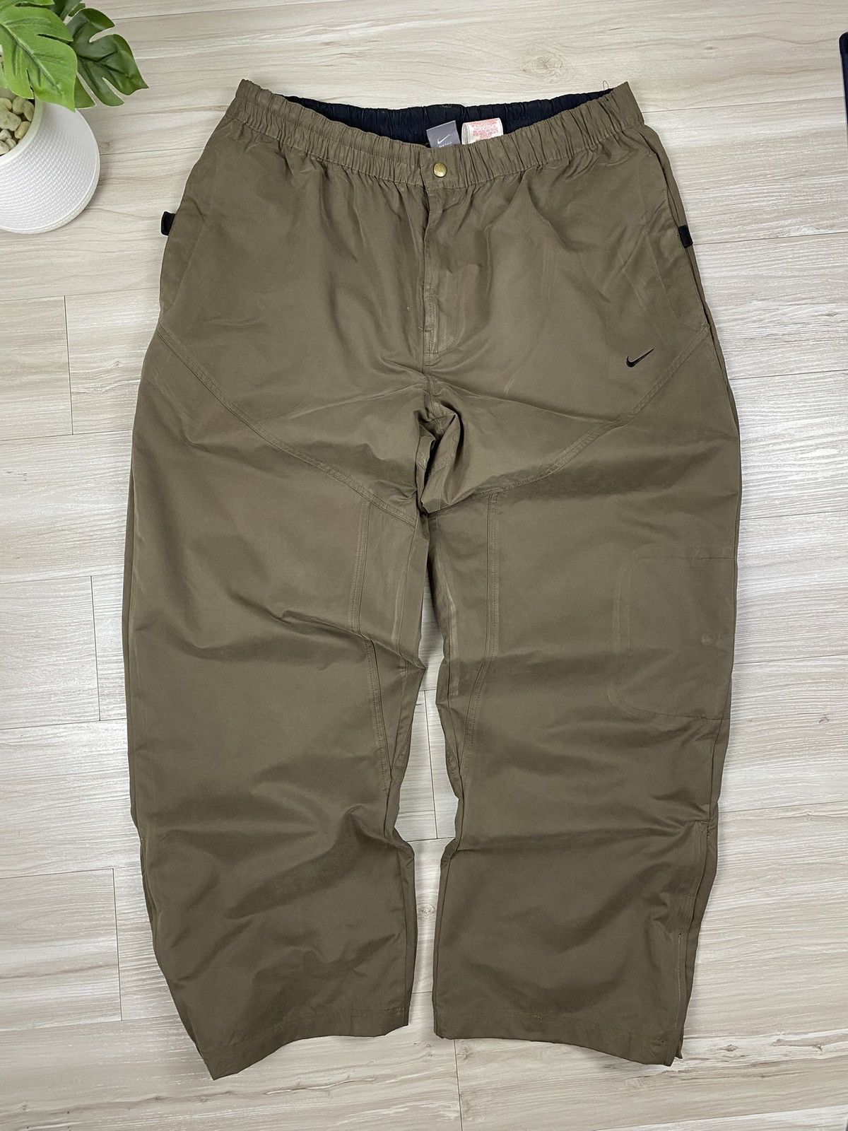 Nike Y2K Nike Nylon Pants Track Drill 00s Logo Swoosh Size US 36 / EU 52 - 1 Thumbnail