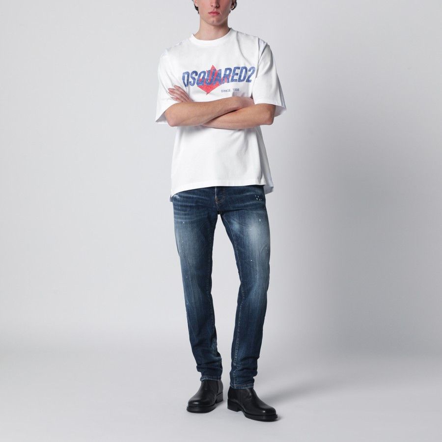Dsquared2 o1d2blof0226 Logo T-Shirt in White Size US XL / EU 56 / 4 - 2 Thumbnail