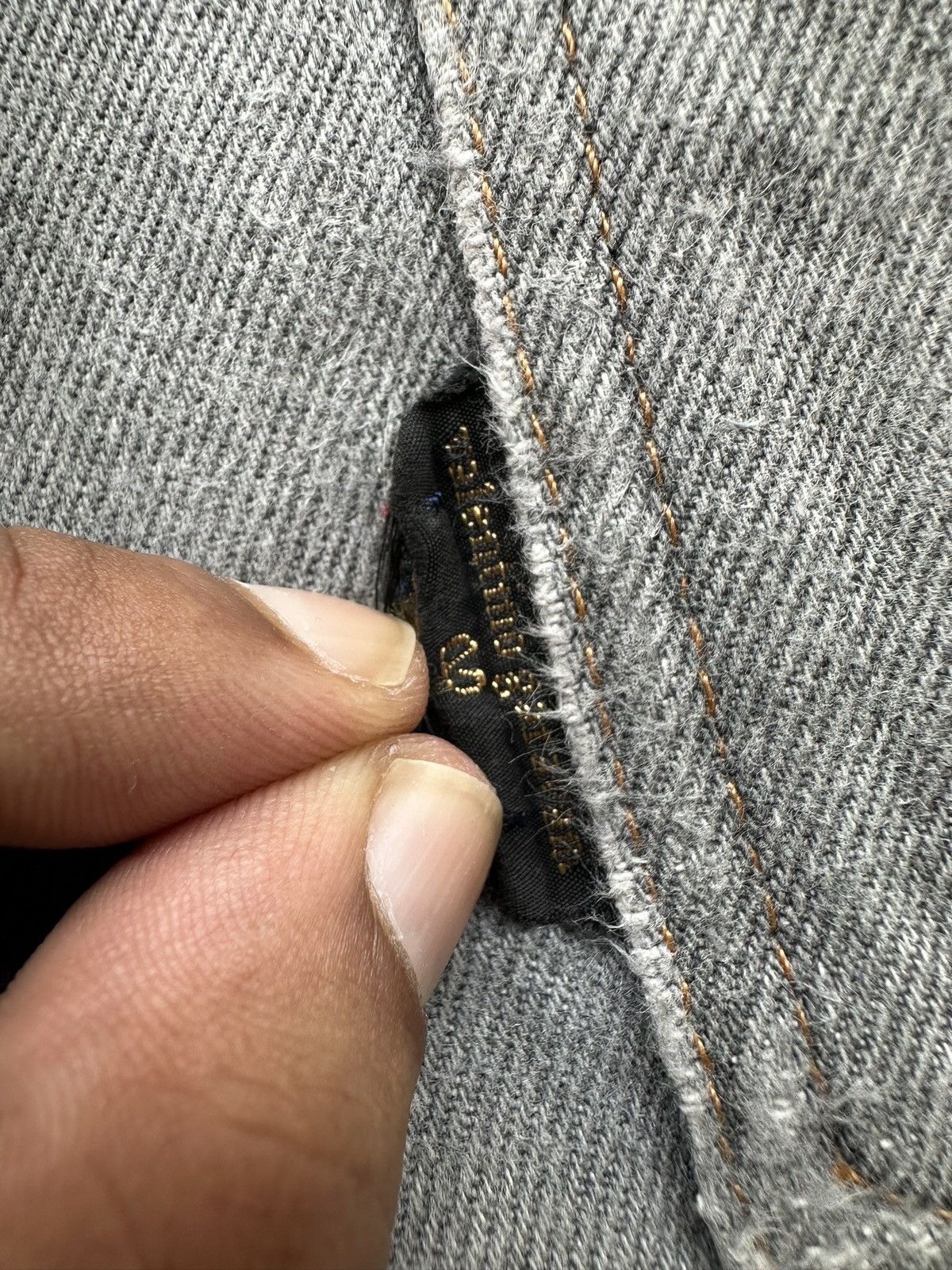 Valentino 90's Vintage Valentino Garavani faded black jeans Size US 31 - 16 Thumbnail