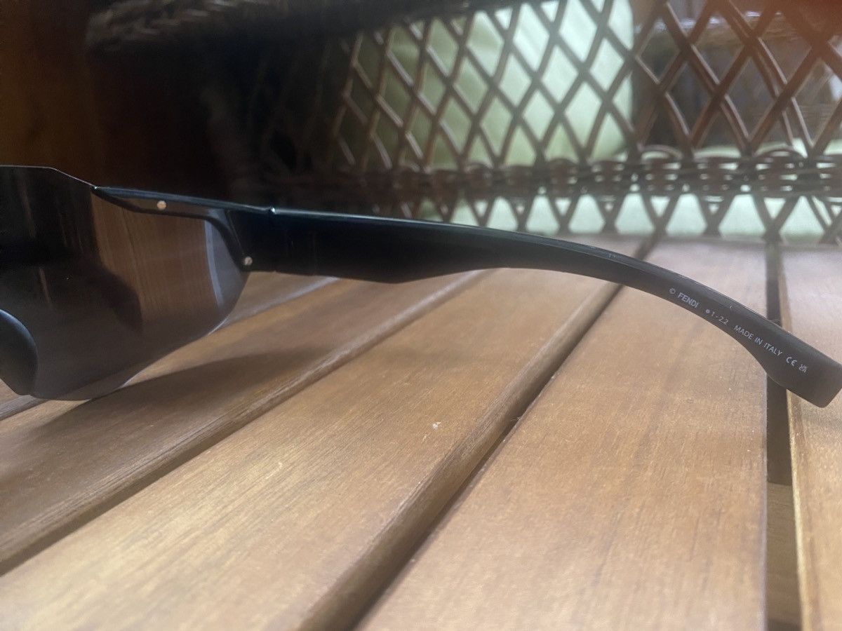 Fendi Fendi Sport Baguette Sunglasses Size ONE SIZE - 3 Thumbnail