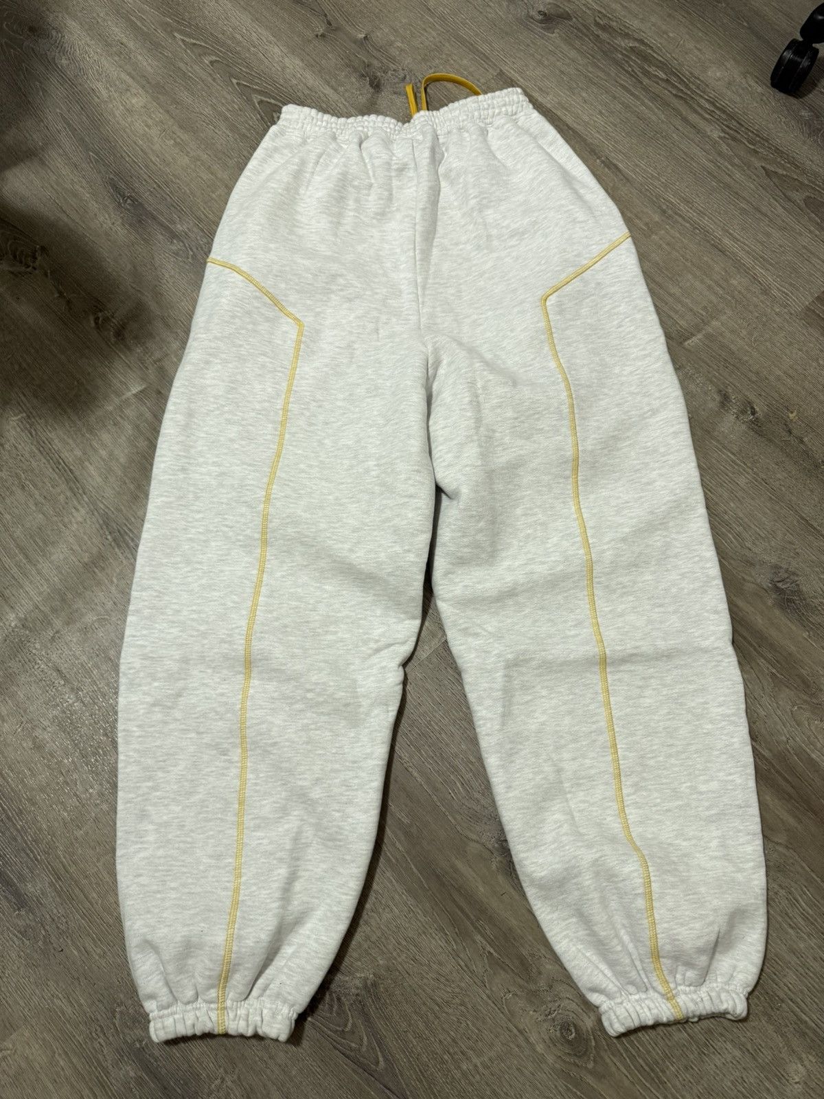 The GV Gallery Gv Gallery Raspberry Hills Serger Sweatpants Size Small DESC Size US 32 / EU 48 - 7 Thumbnail