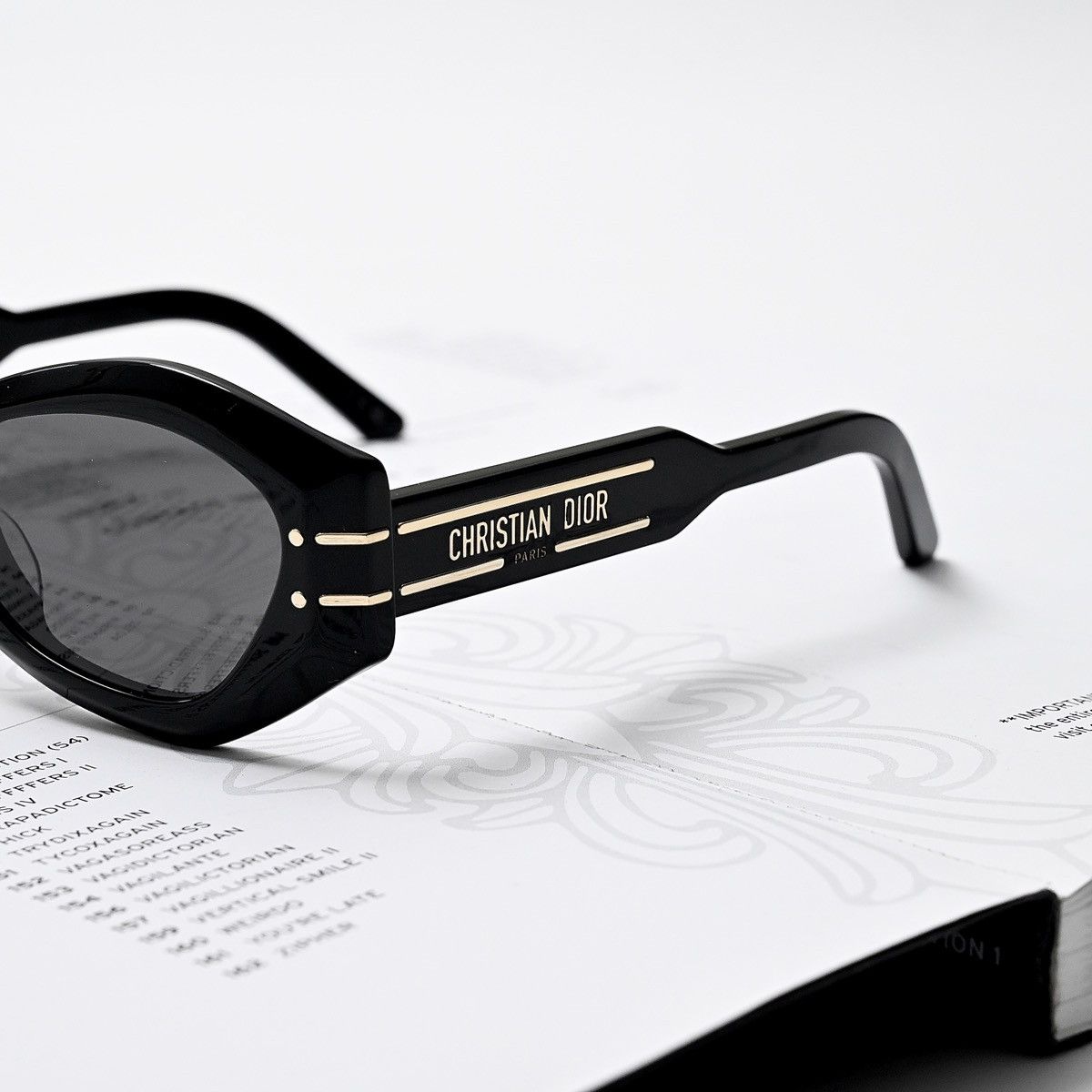 Dior DIOR DIORSIGNATURE B1U SUNGLASSES Size ONE SIZE - 3 Thumbnail