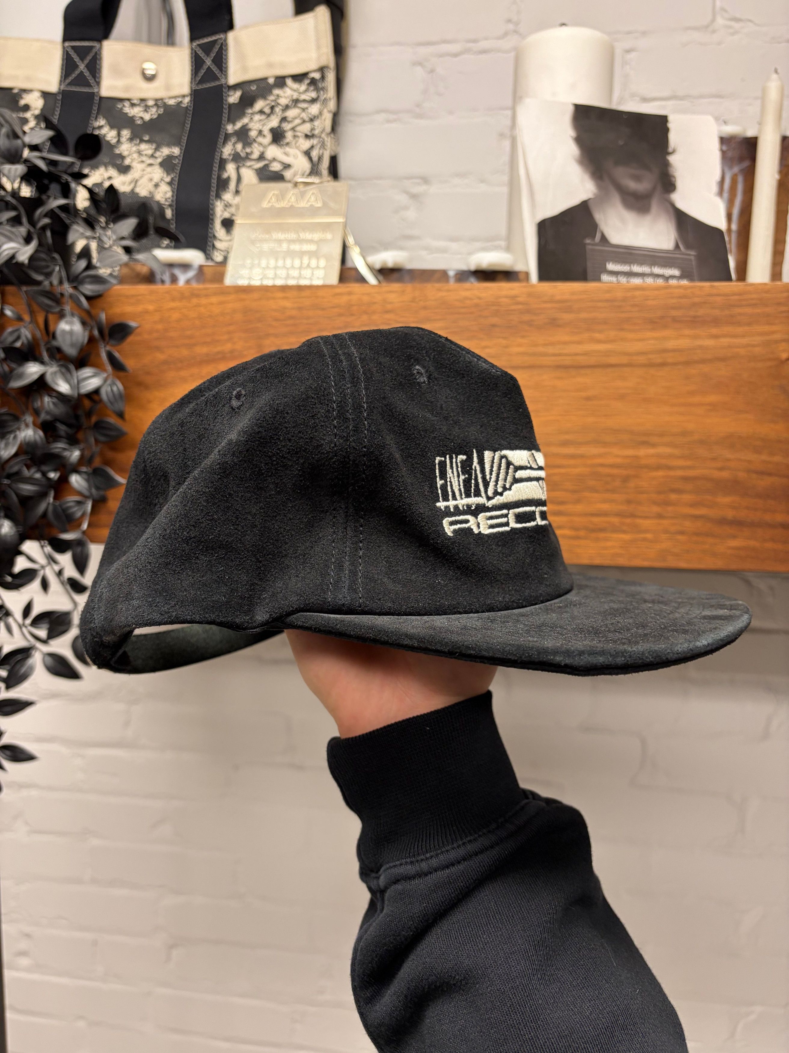 Enfants Riches Deprimes SS2022 Enfants Riches Deprimes ‘Records’ Black Suede Five Panel Hat Size ONE SIZE - 3 Thumbnail
