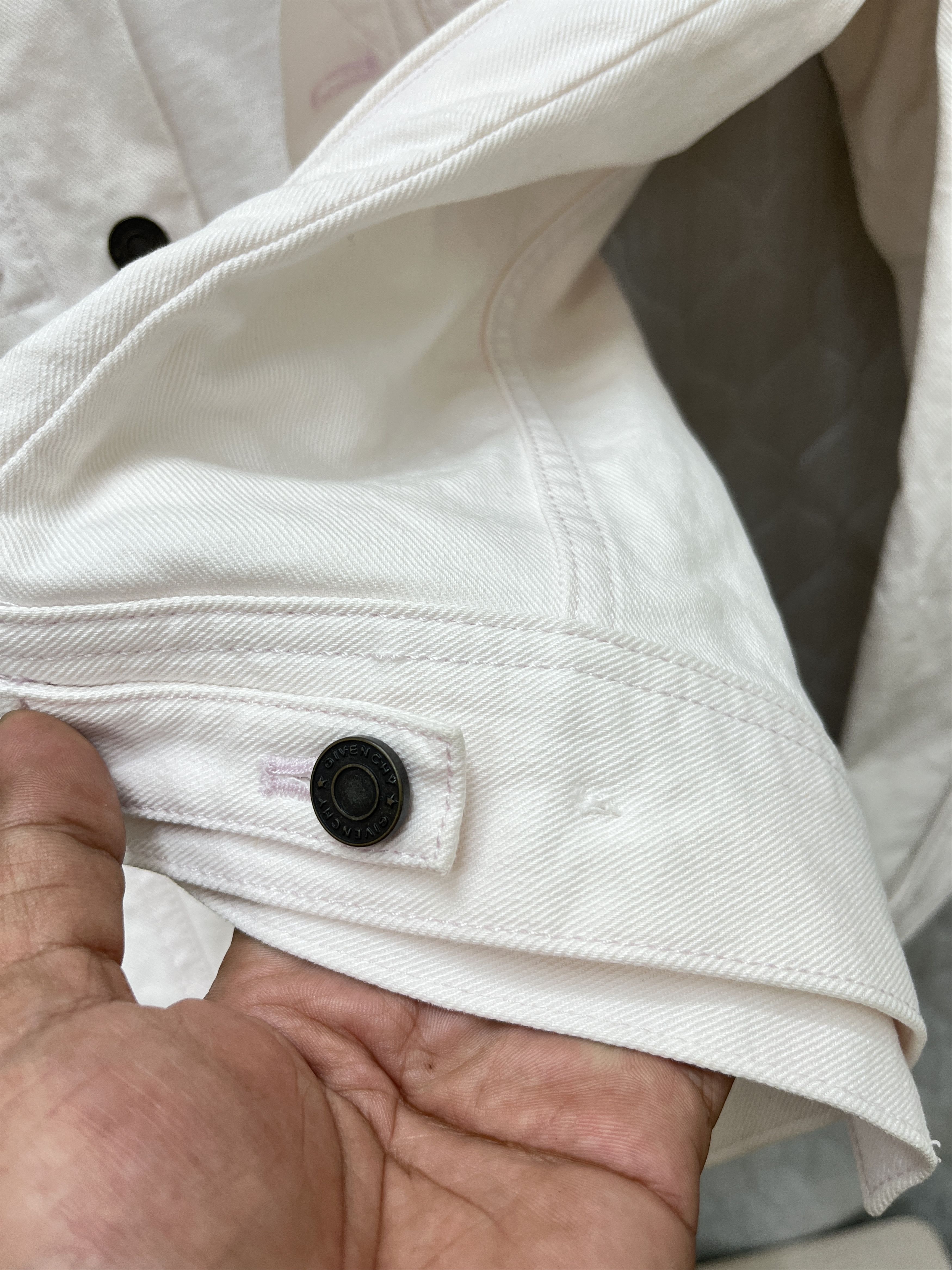 Givenchy 🔥🔥🔥STEALS GIVENCHY DENIM TRUCKER JACKET Size US S / EU 44-46 / 1 - 12 Thumbnail