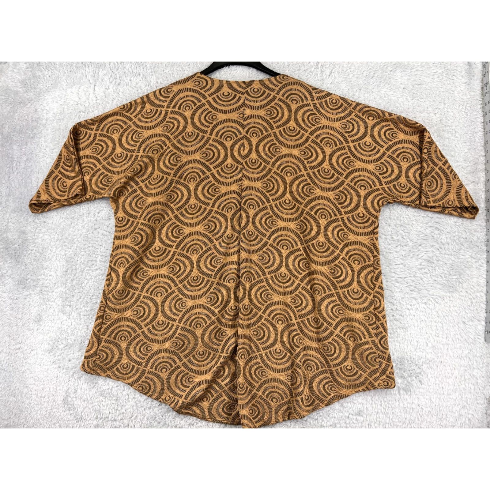 Vintage LuLaRoe Cardigan Women’s Large Lightweight Gold Black Pattern USA Made USA Size L / US 10 / IT 46 - 2 Thumbnail