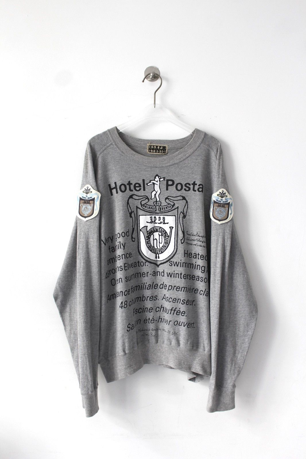 45rpm 2000S 45RPM STUDIO “HOTEL POSTA” CREST GRAPHIC SWEATSHIRT Size US L / EU 52-54 / 3 - 1 Thumbnail
