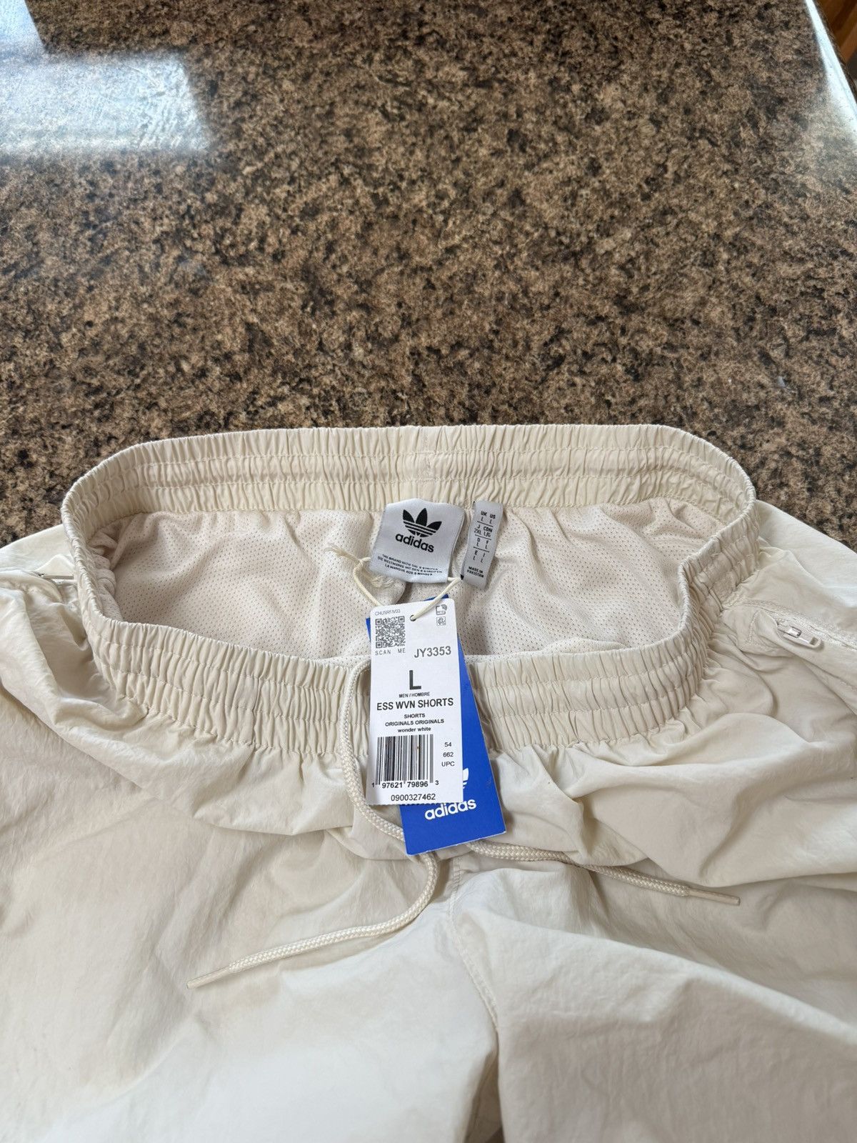 Adidas Adidas Women’s shorts Size 32" / US 10 / IT 46 - 5 Thumbnail