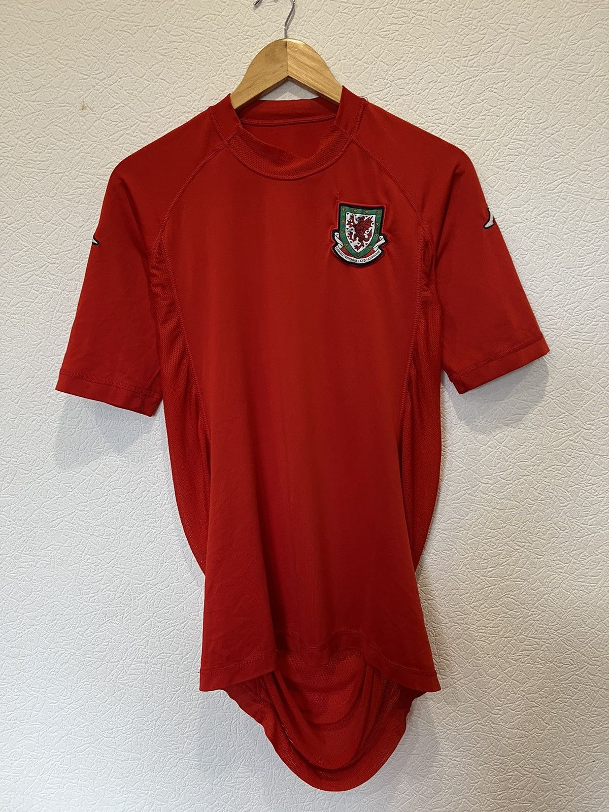 Kappa Kappa Wales 2004 Home Kit Soccer Jersey Size US M / EU 48-50 / 2 - 1 Thumbnail
