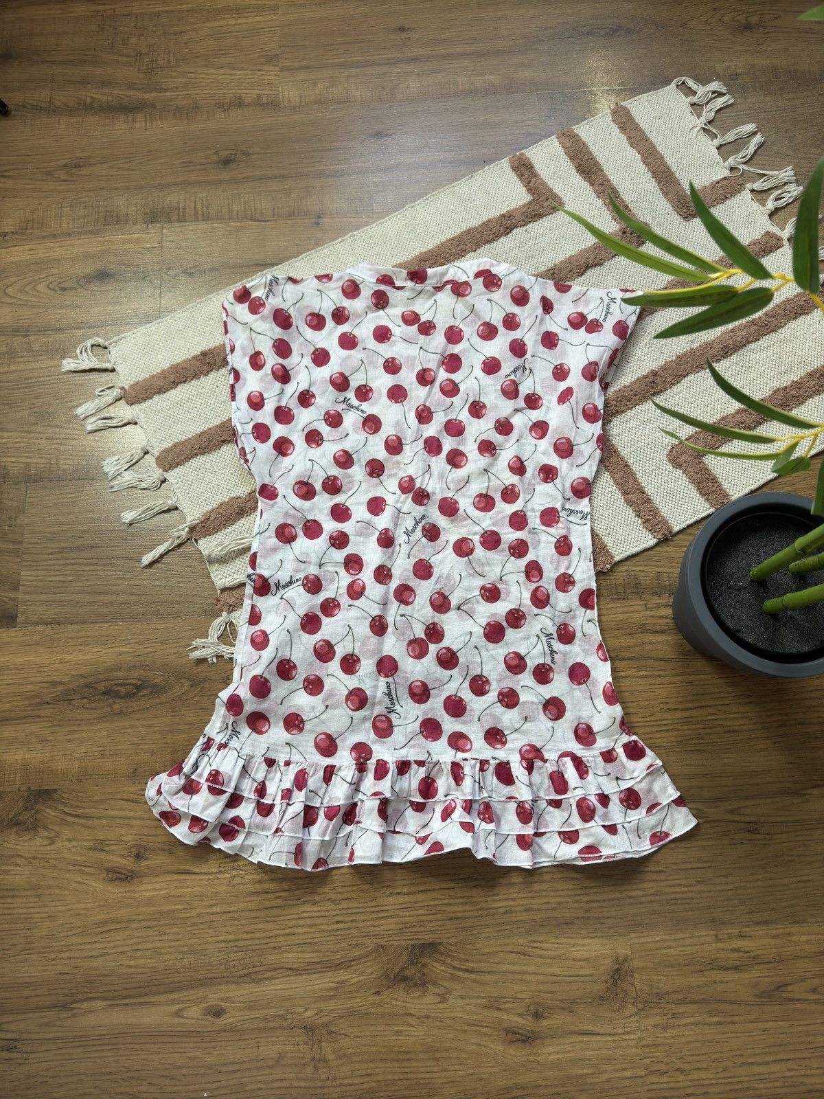 Moschino VINTAGE MOSCHINO MARE CHERRY MESH DRESS Size M / US 6-8 / IT 42-44 - 6 Thumbnail