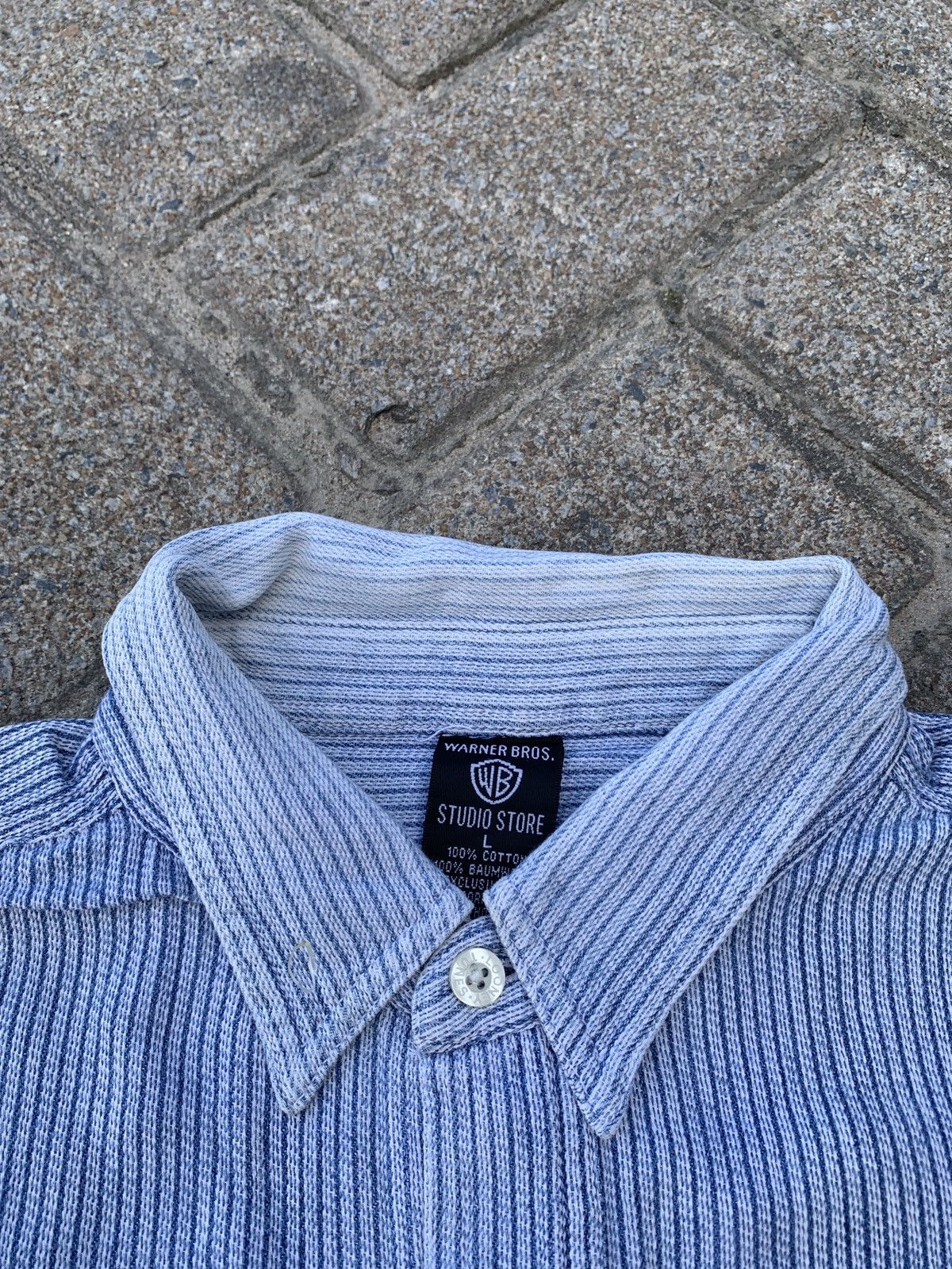Warner Bros Vintage Warner Bros Button Down Shirt Embroidery Size US L / EU 52-54 / 3 - 9 Thumbnail