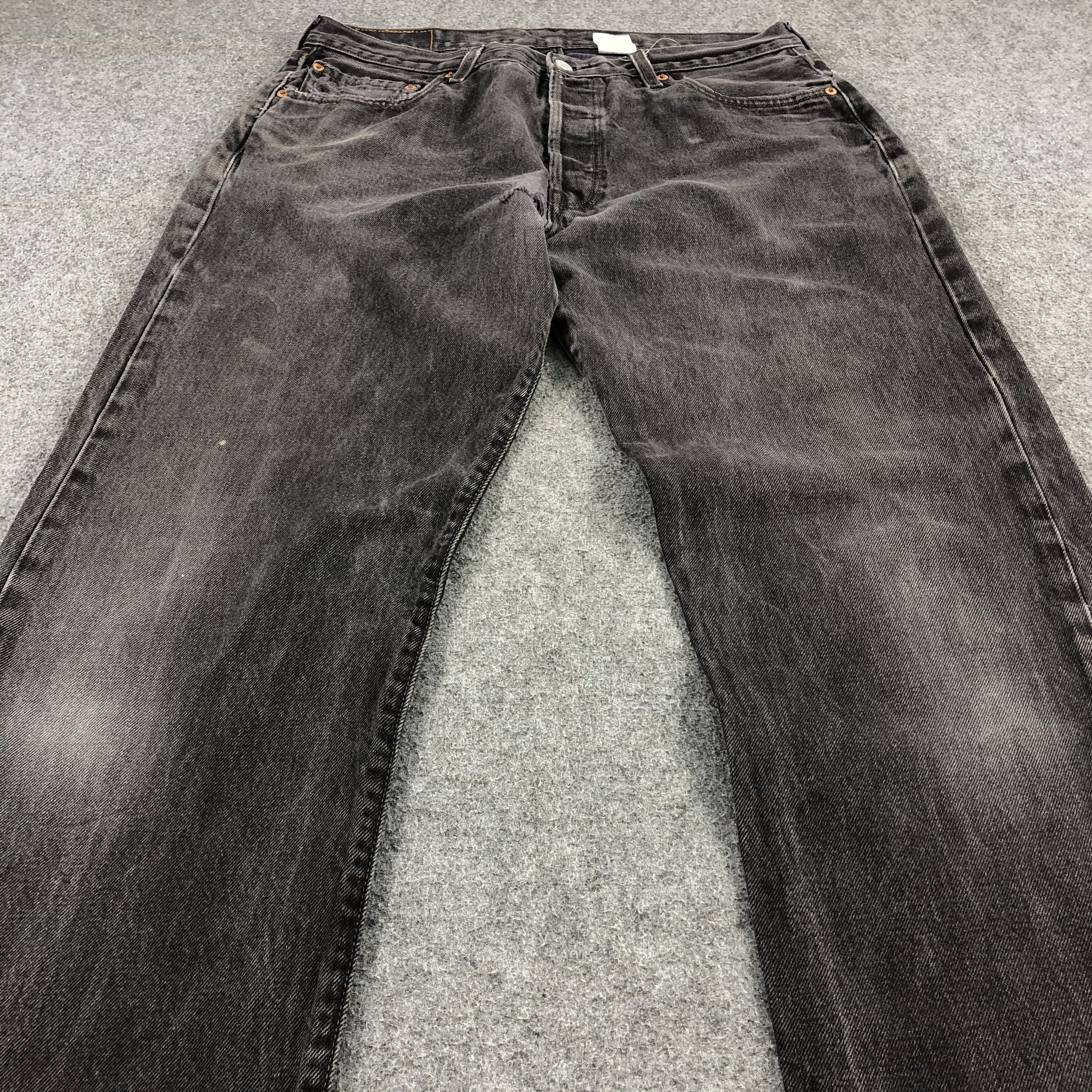 Vintage 90s Faded Black Levis 501 Jeans-JM1646
