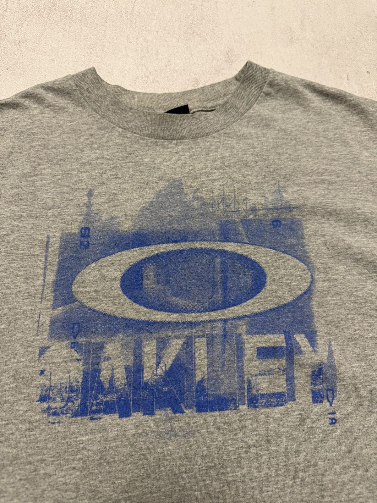 Oakley × Vintage Vintage Oakley T Shirt Big Logo Y2K 90s Size US M / EU 48-50 / 2 - 3 Thumbnail