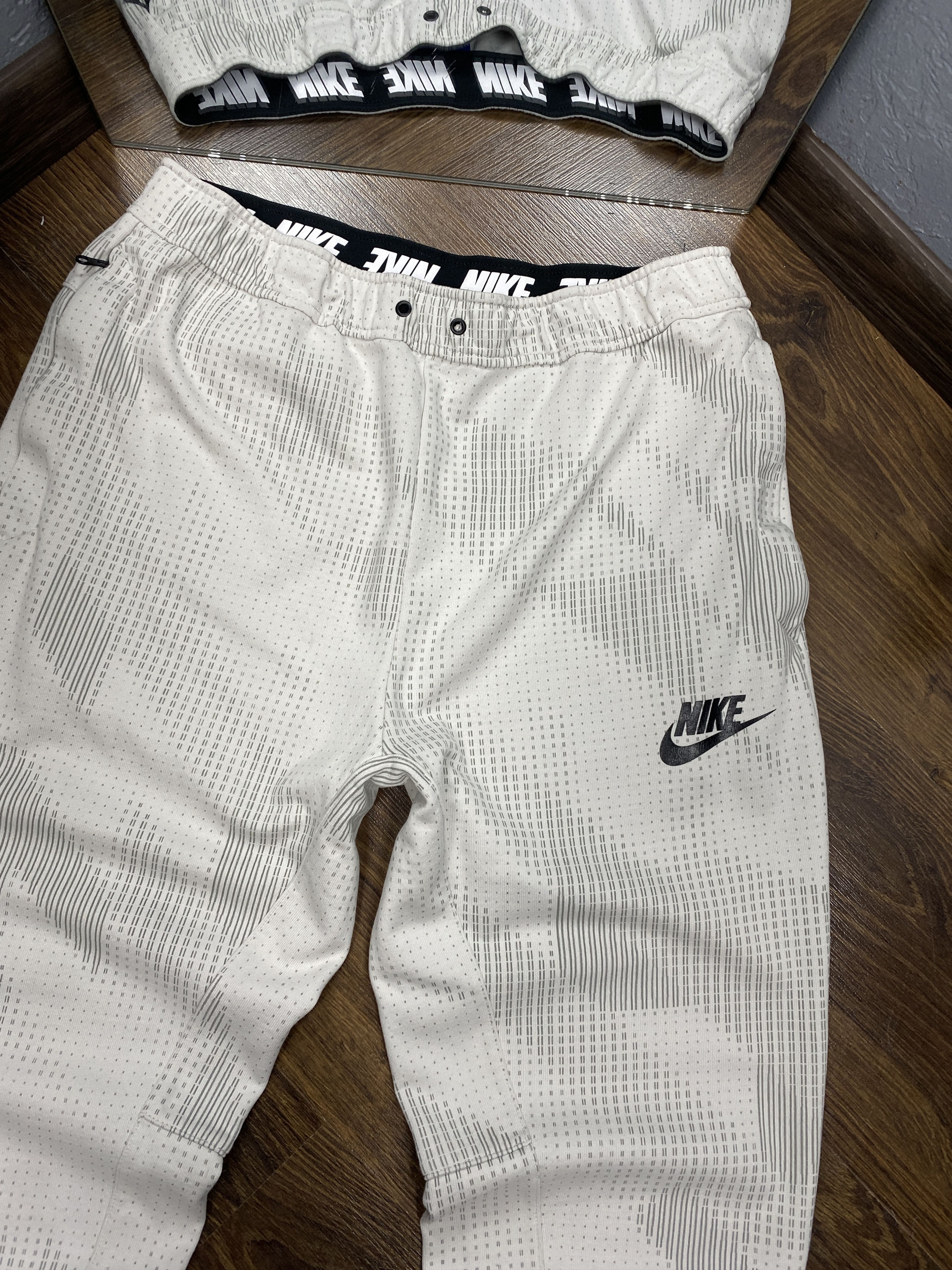 Nike Nike vintage sweatpants jogger track pants y2k Size US 34 / EU 50 - 2 Thumbnail