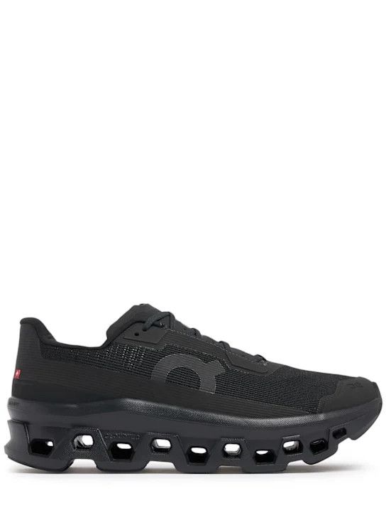 o1lsvrm0425 Cloudsufer Trail Sneakers in Black