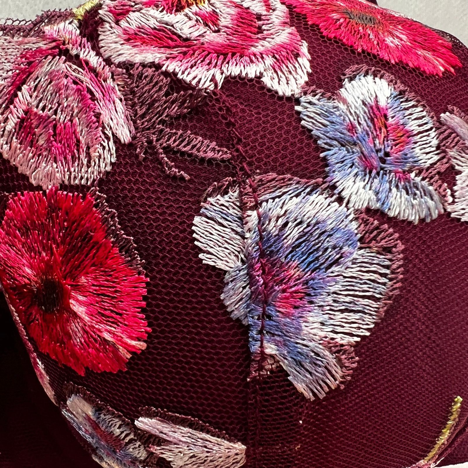 Victoria's Secret Victoria's Secret Dream Angels Embroidery Push-Up Bra, 32DD Size ONE SIZE - 4 Thumbnail